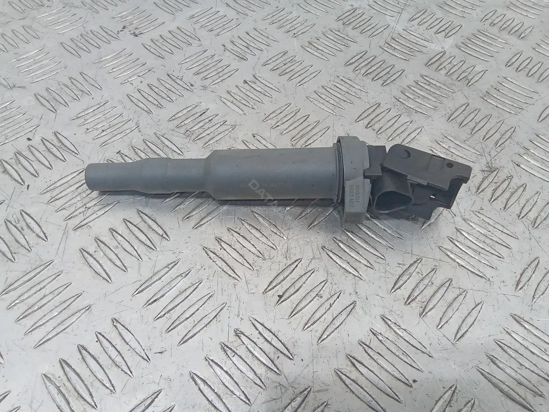 Катушка зажигания 0221504471, 7638477
