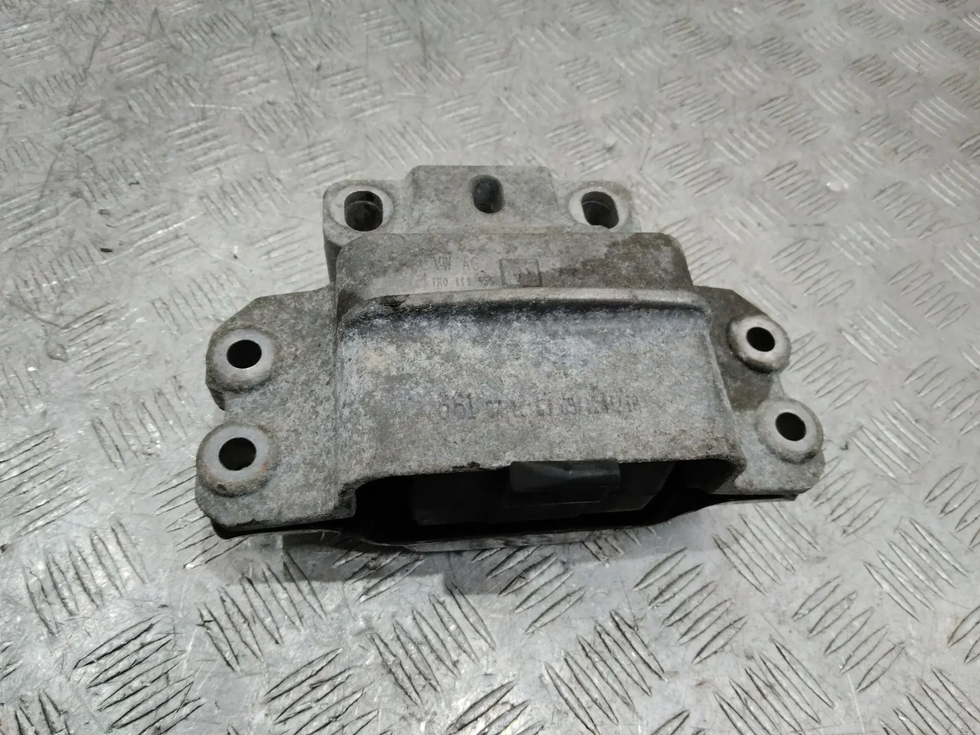 Подушка КПП 1K0199555