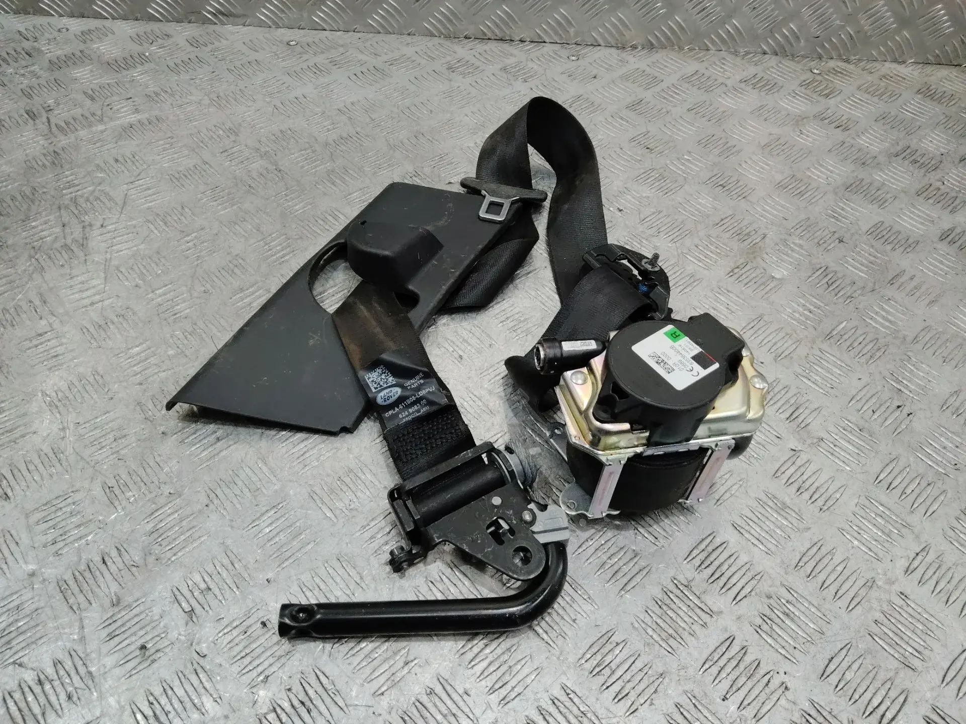Ремень безопасности CPLA611B08LD8PVJ
