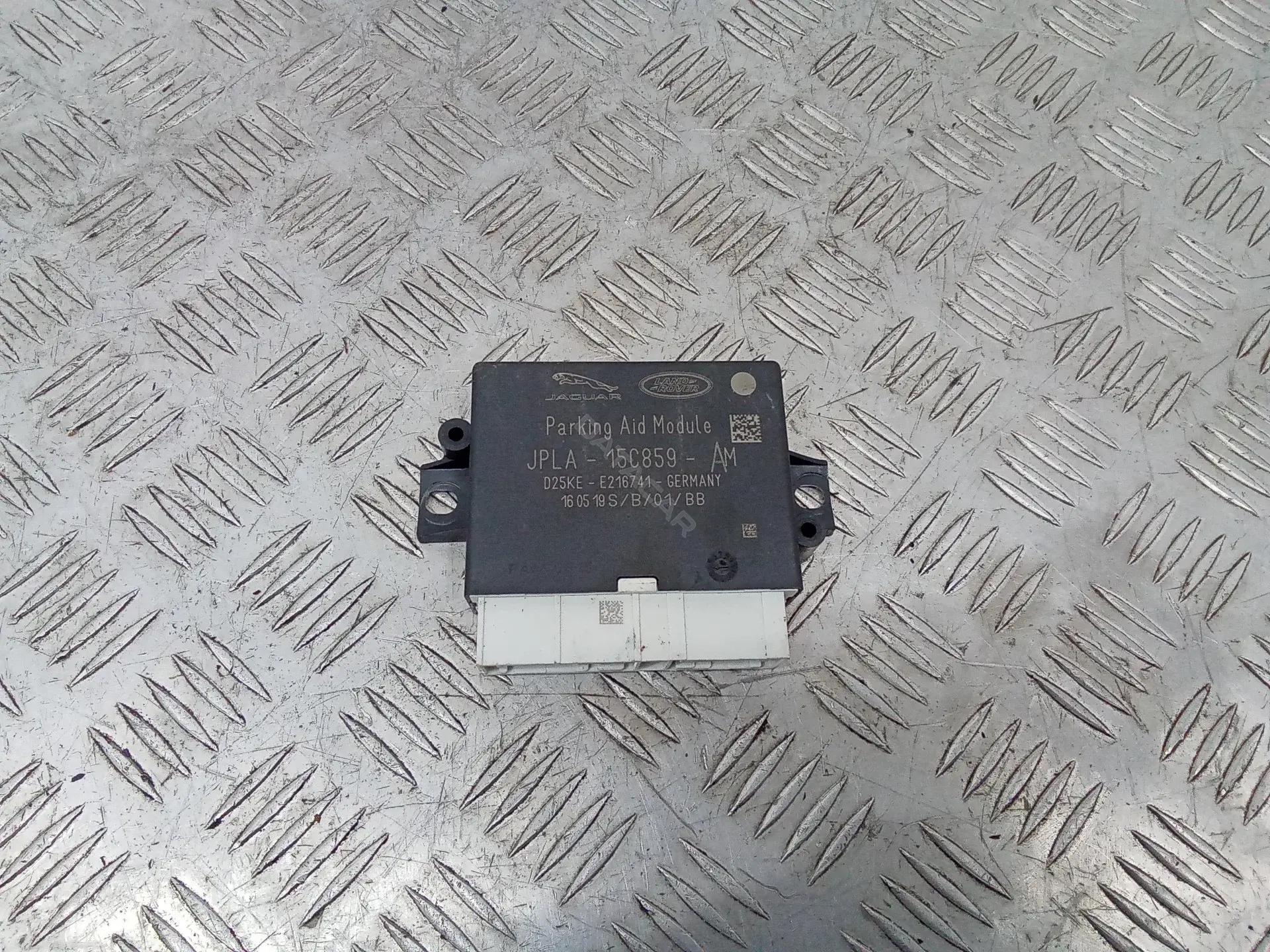 Блок управления парктрониками JPLA15C859AM