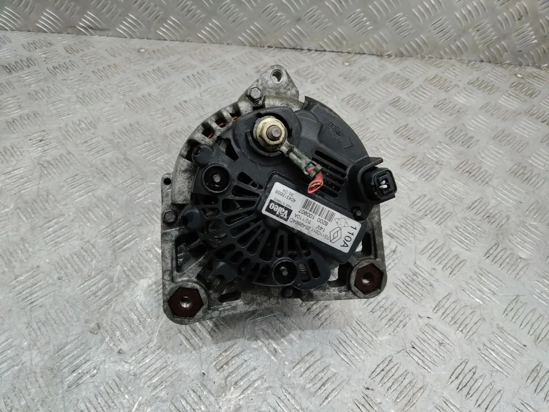 Генератор 8200100907