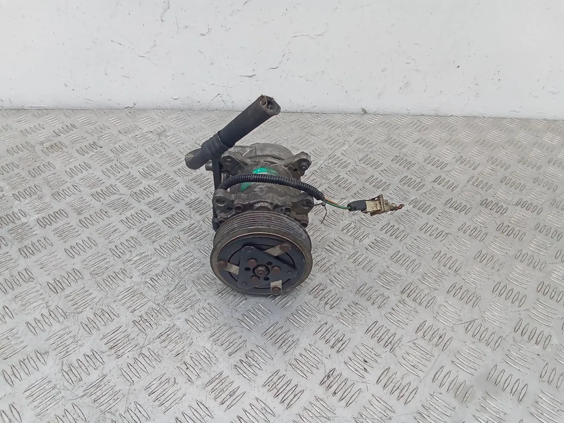 Компрессор кондиционера SD6VRB