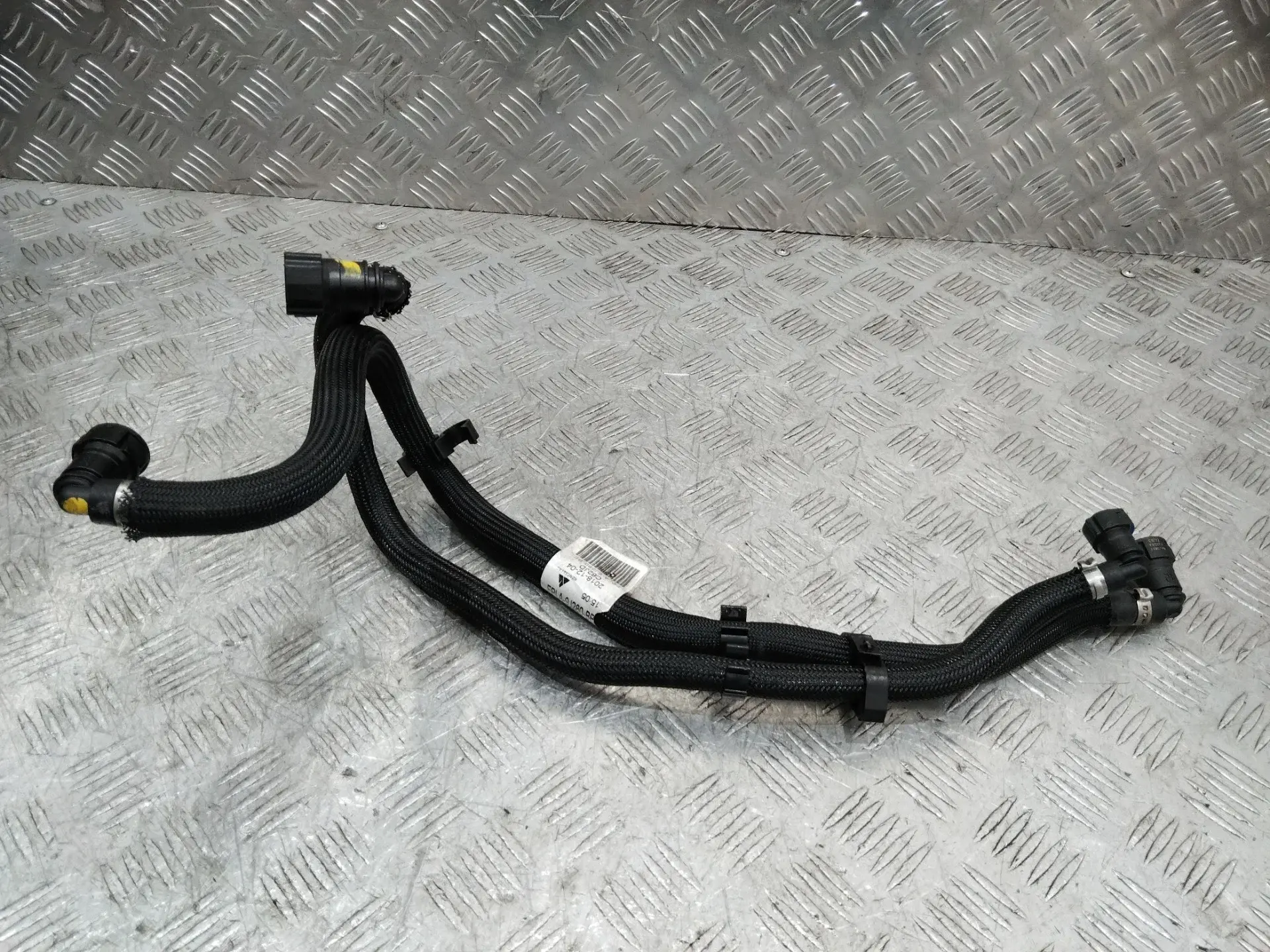 Топливная трубка FPLA9J280BE
