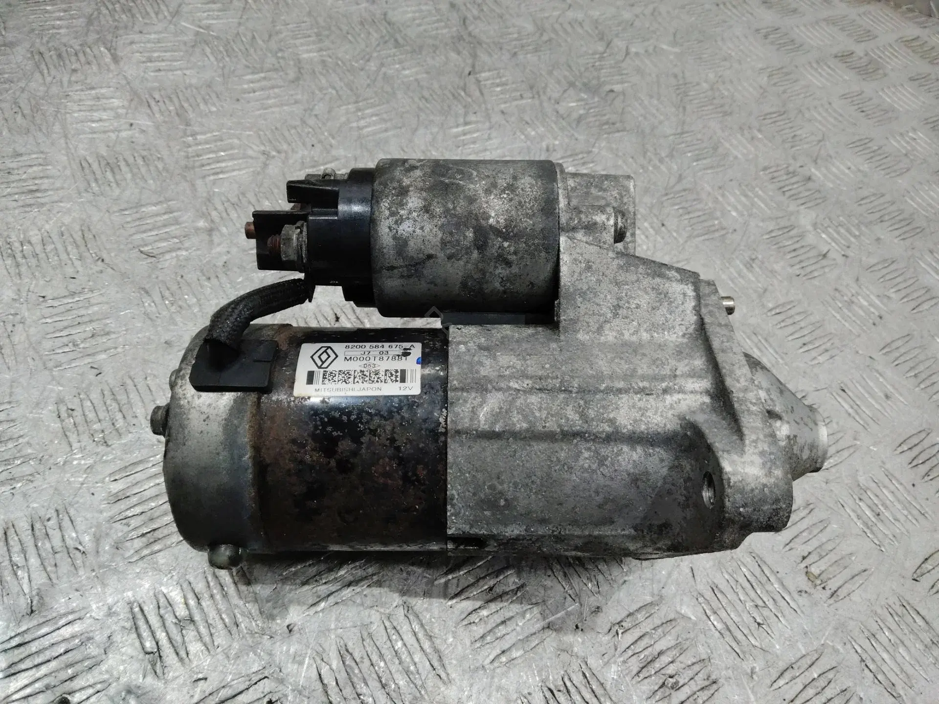Стартер 8200584675