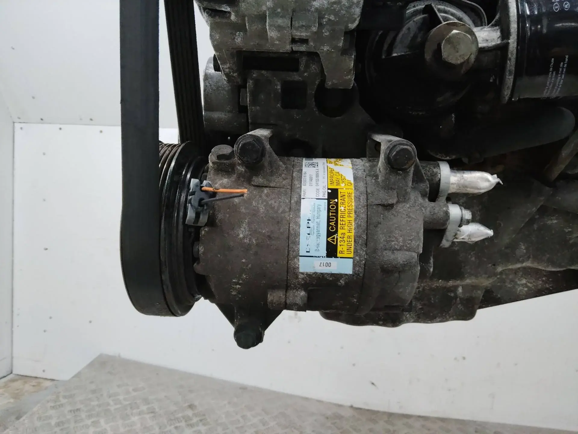 Компрессор кондиционера 8200316164
