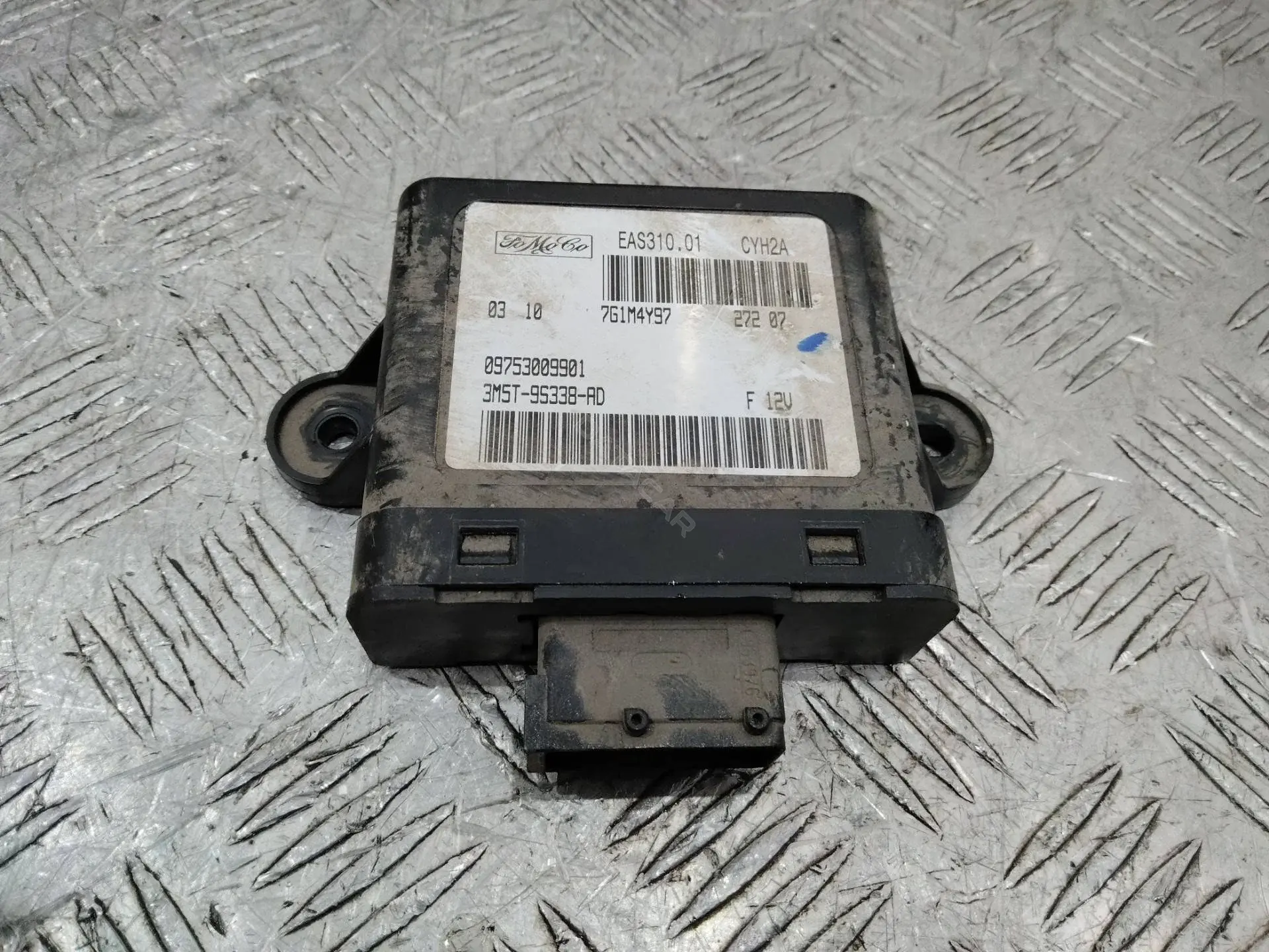 Блок комфорта 3M5T95338AD