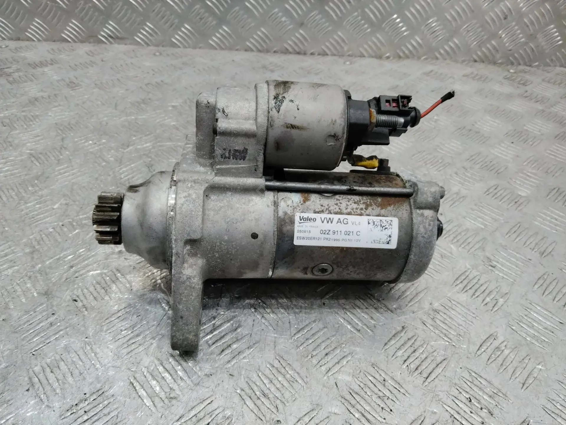 Стартер 02Z911021