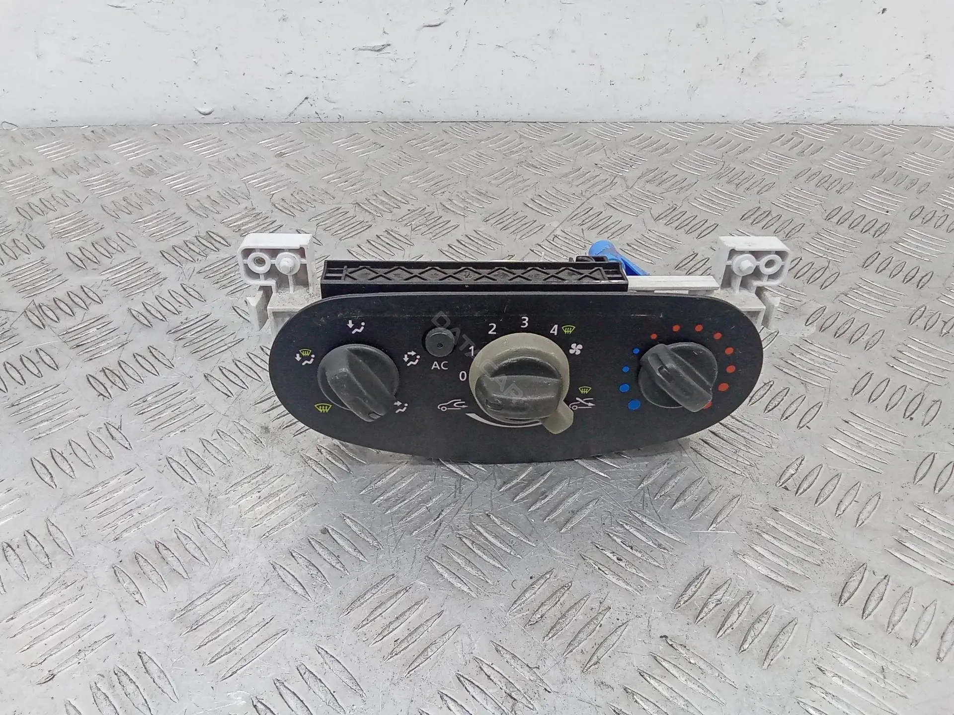 Блок управления климат-контролем N106278B
