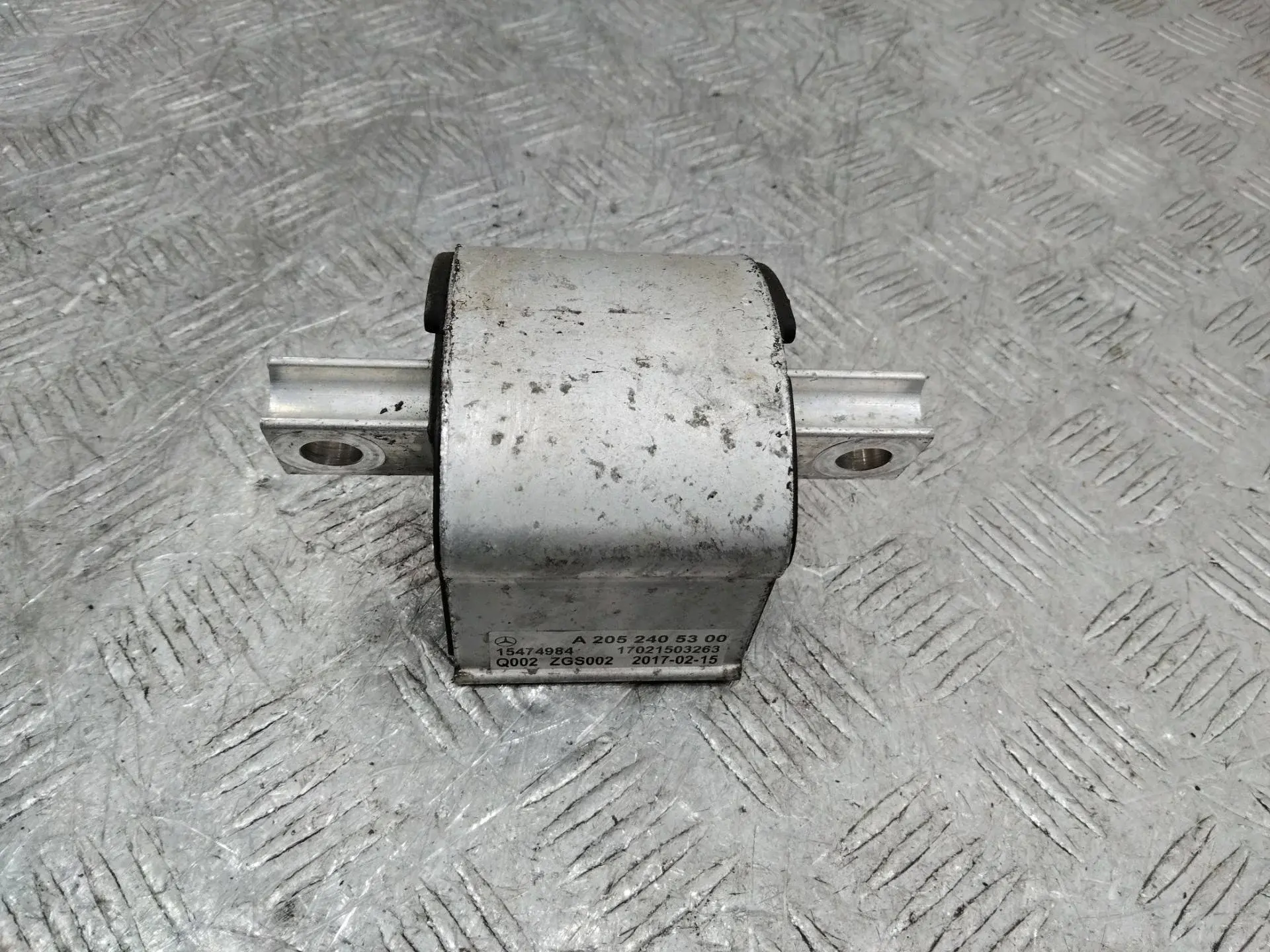 Подушка КПП A2052405300