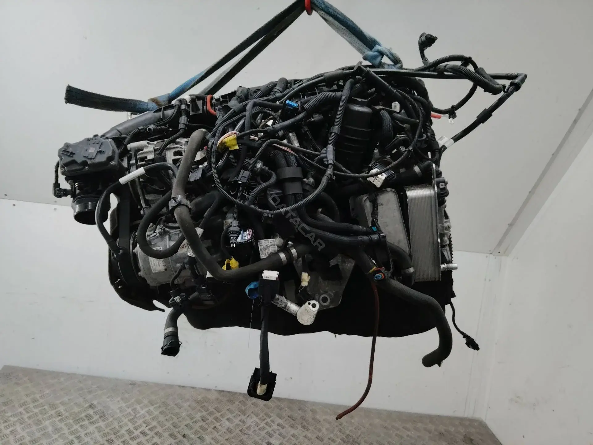 Двигатель в сборе B57D30A