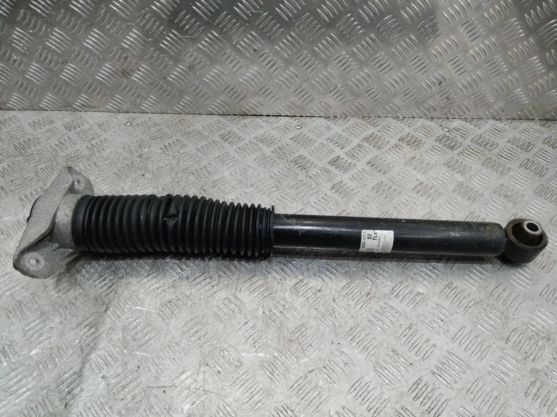 Амортизаторы 55300D7510
