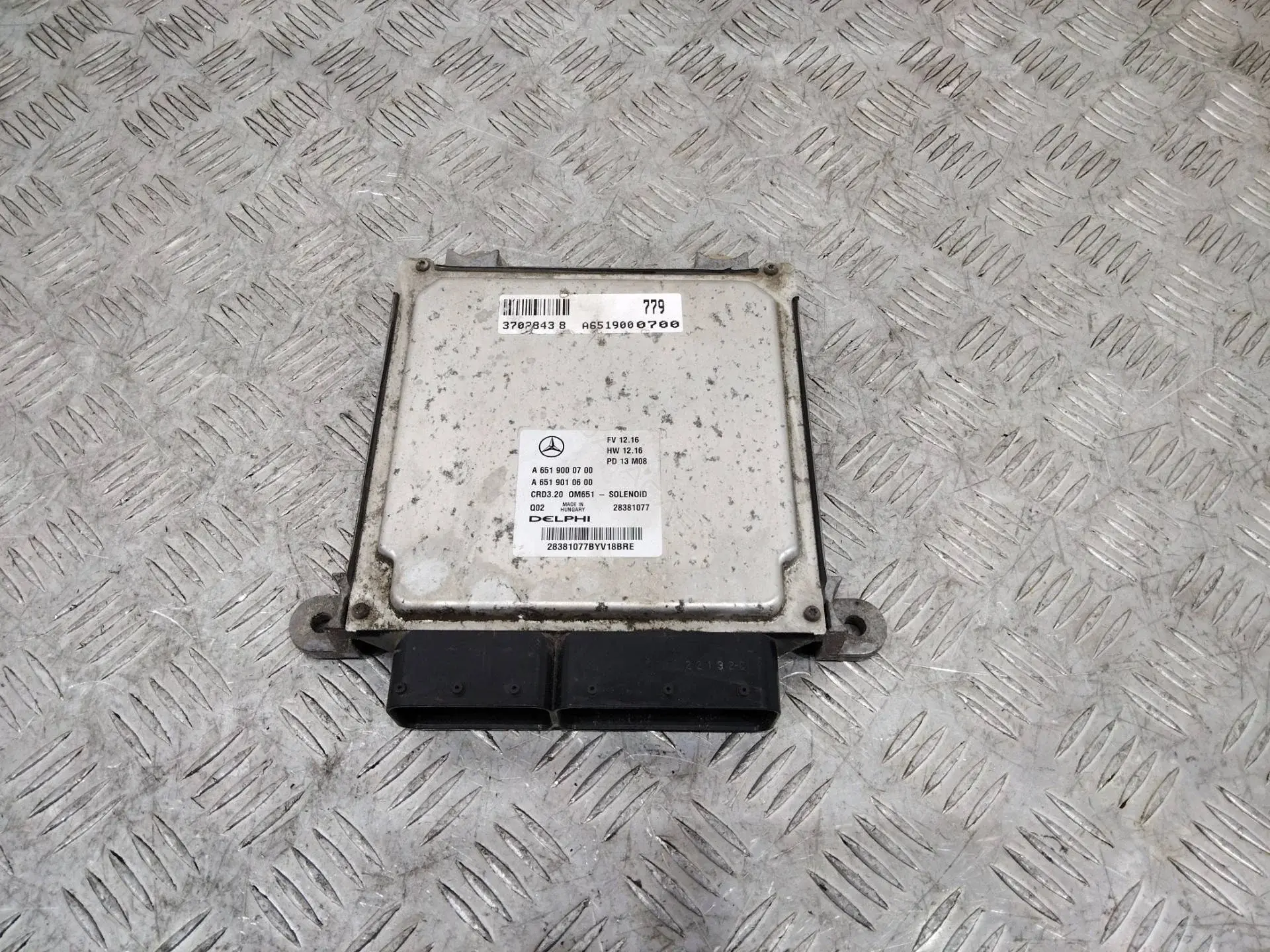 Блок управления двигателем A6519000700