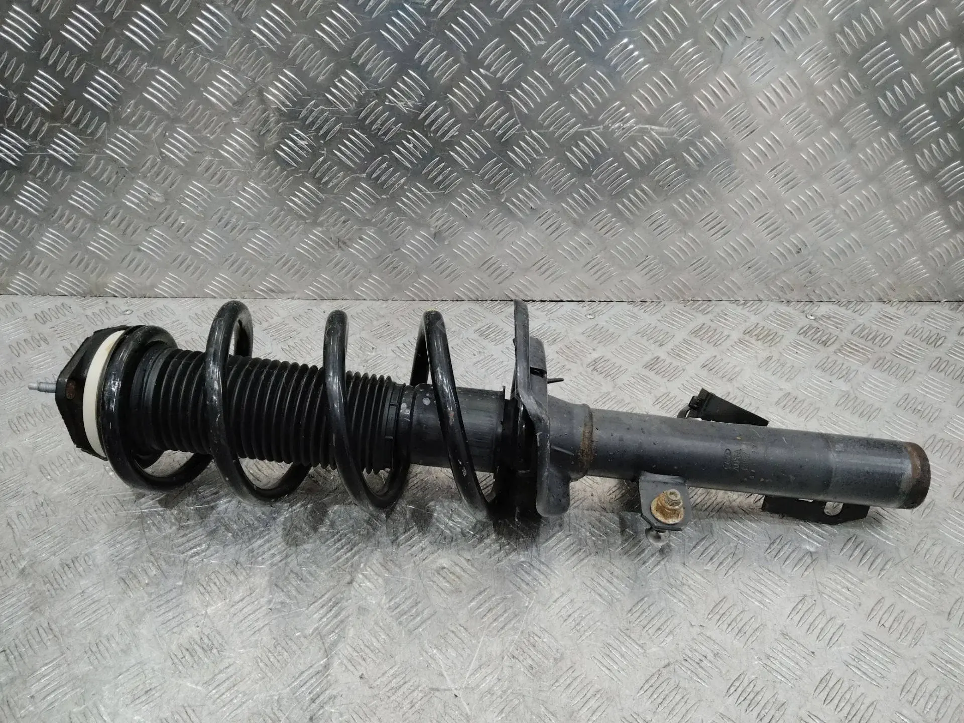 Амортизаторы FK2118045AB
