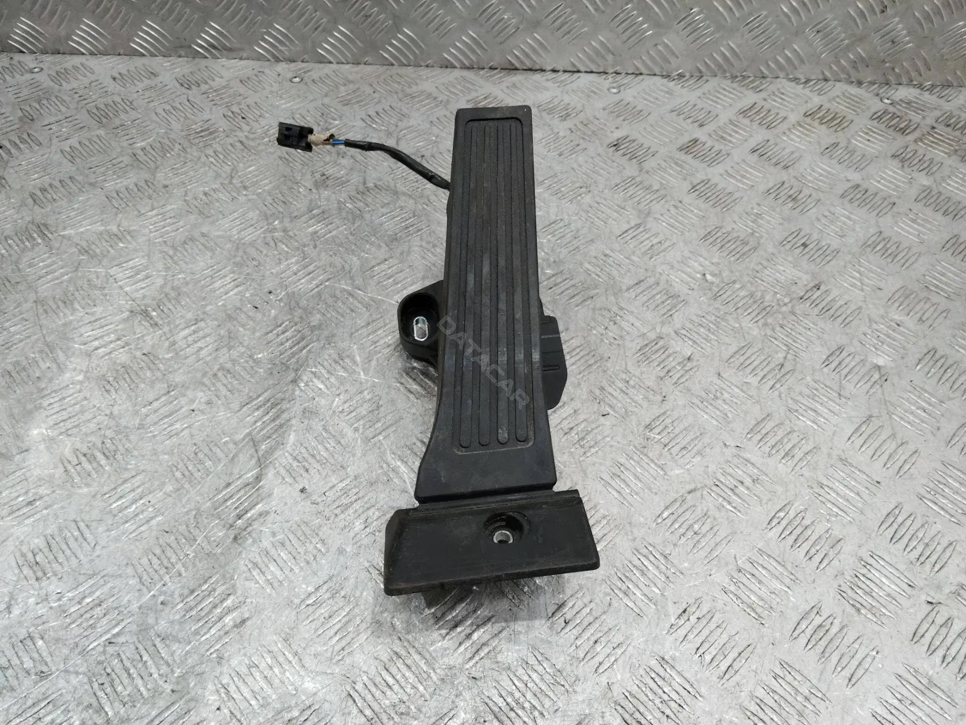 Педаль газа D78