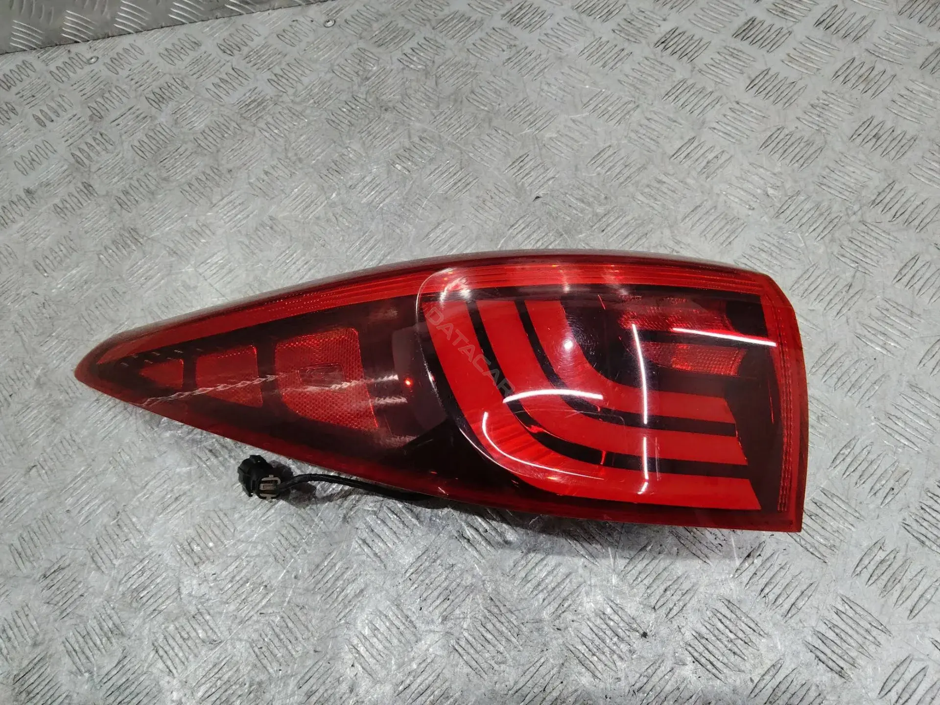 Задние фонари 92401F11