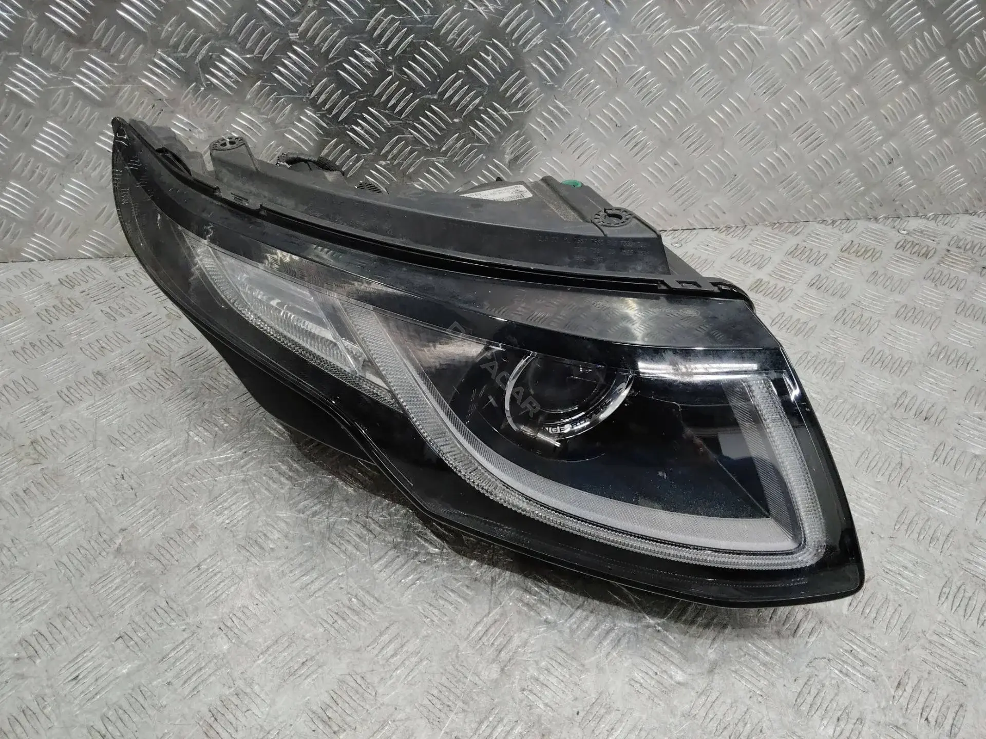 Фары GJ3M13W029BA