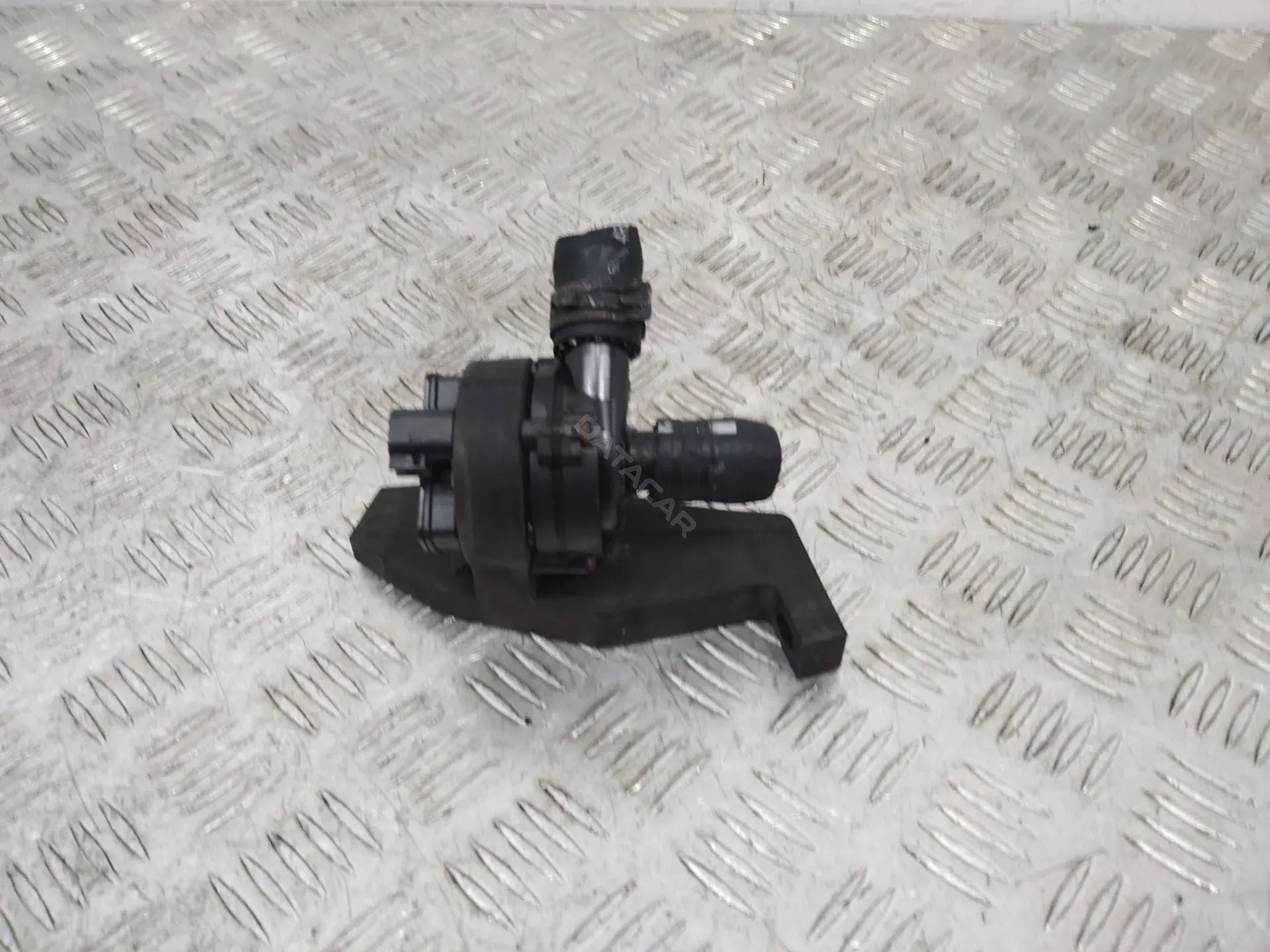 Помпа электрическая 4R8318D473AD