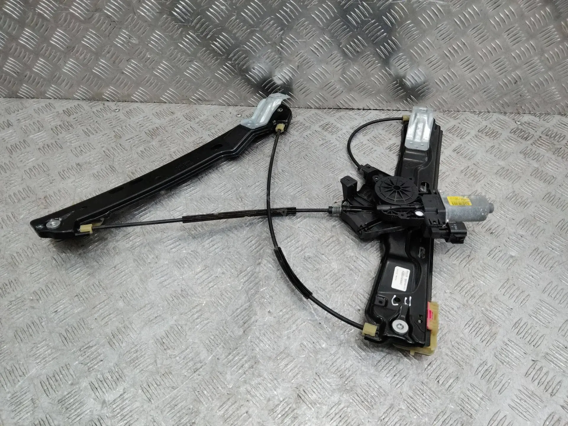 Стеклоподъемник BJ3223200AG