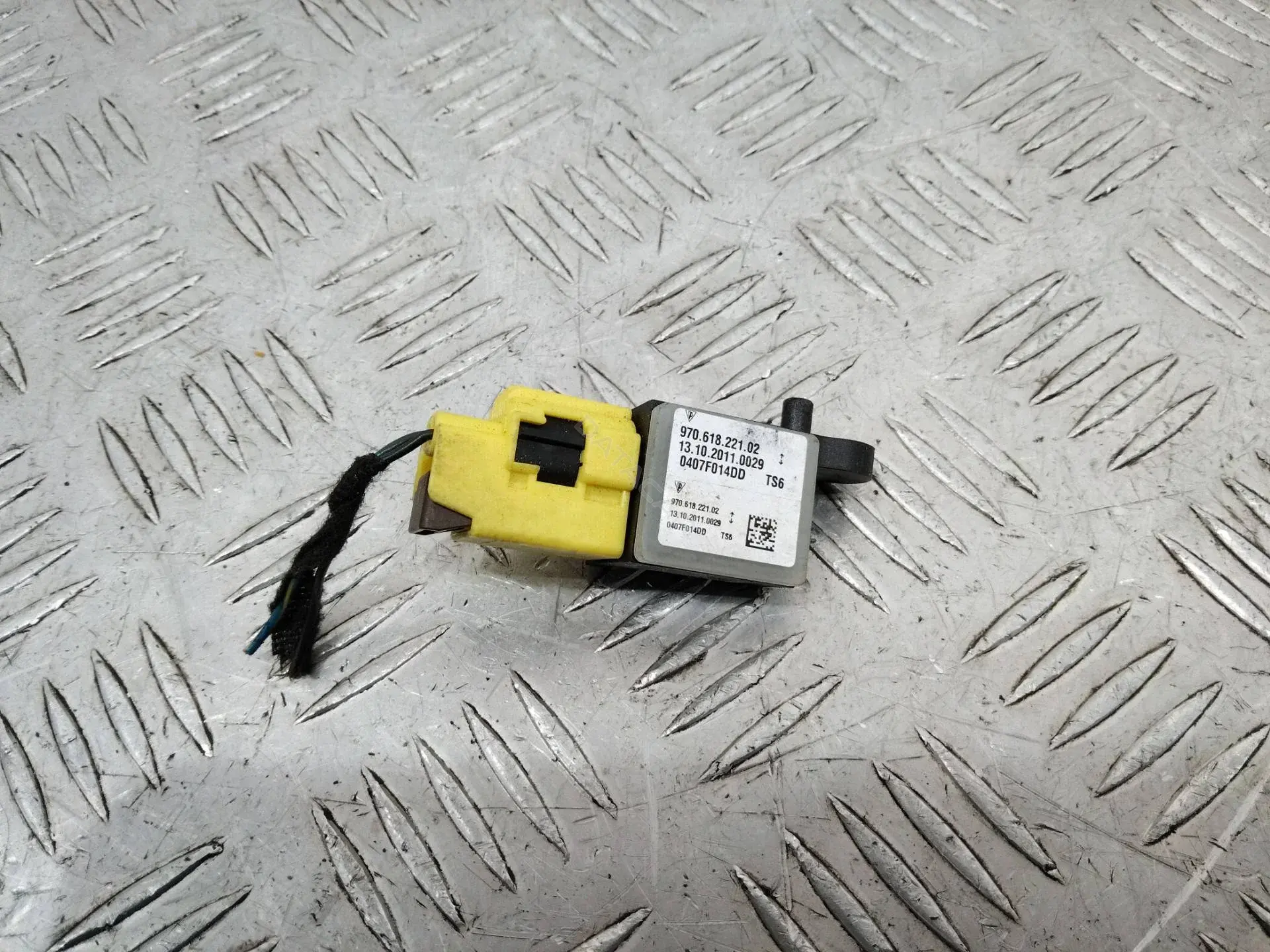 Датчик удара 97061822102