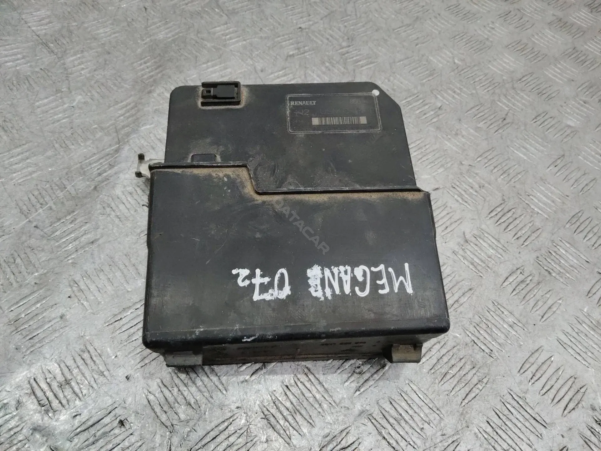 Блок предохранителей 8200481866