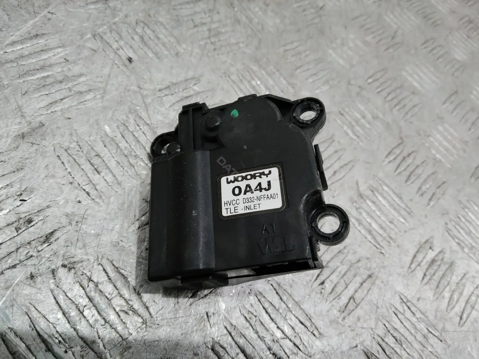 Мотор заслонки печки D332NFFAA01