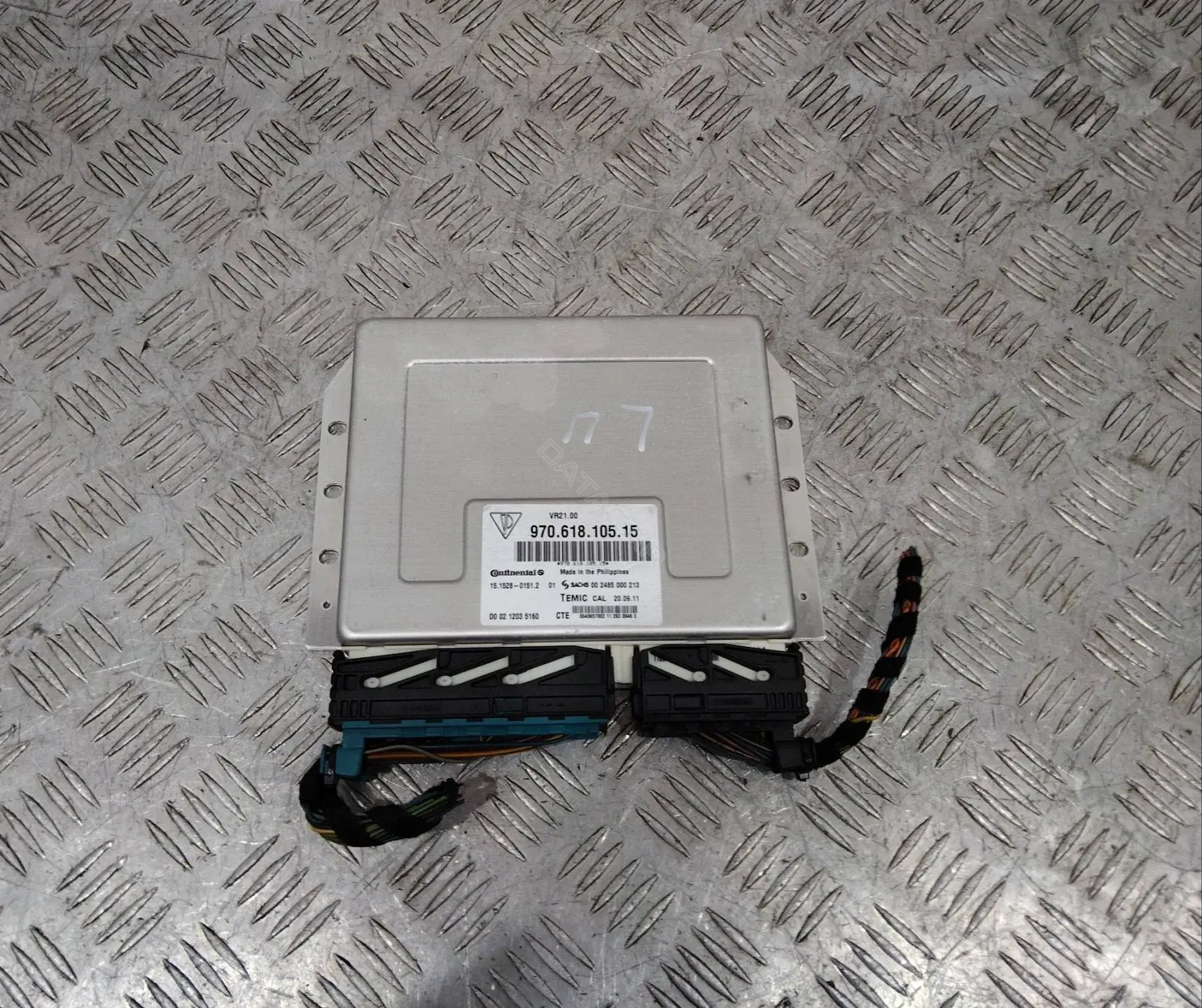 Блок управления пневмоподвеской 97061810515