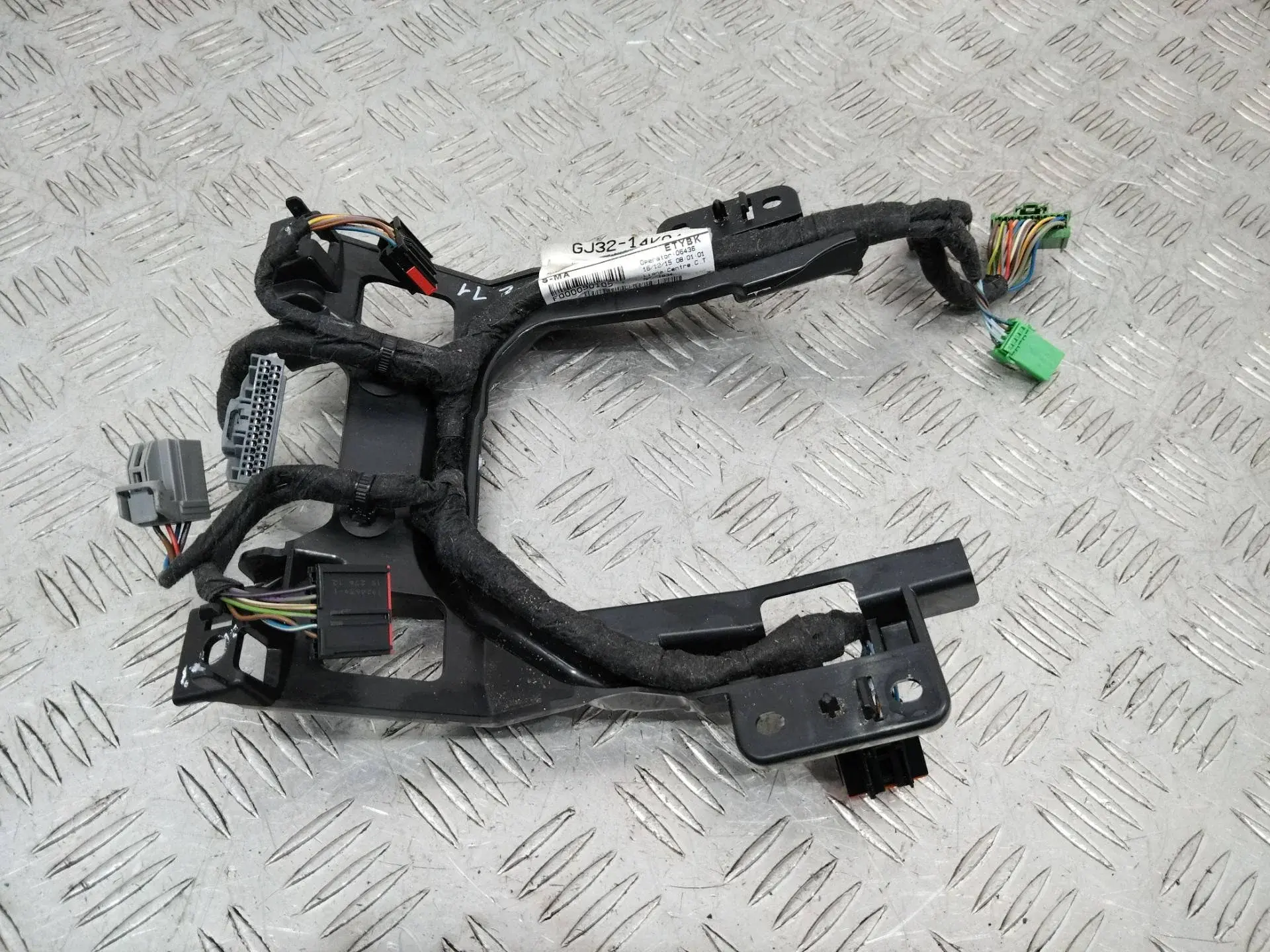 Проводка GJ3214K042