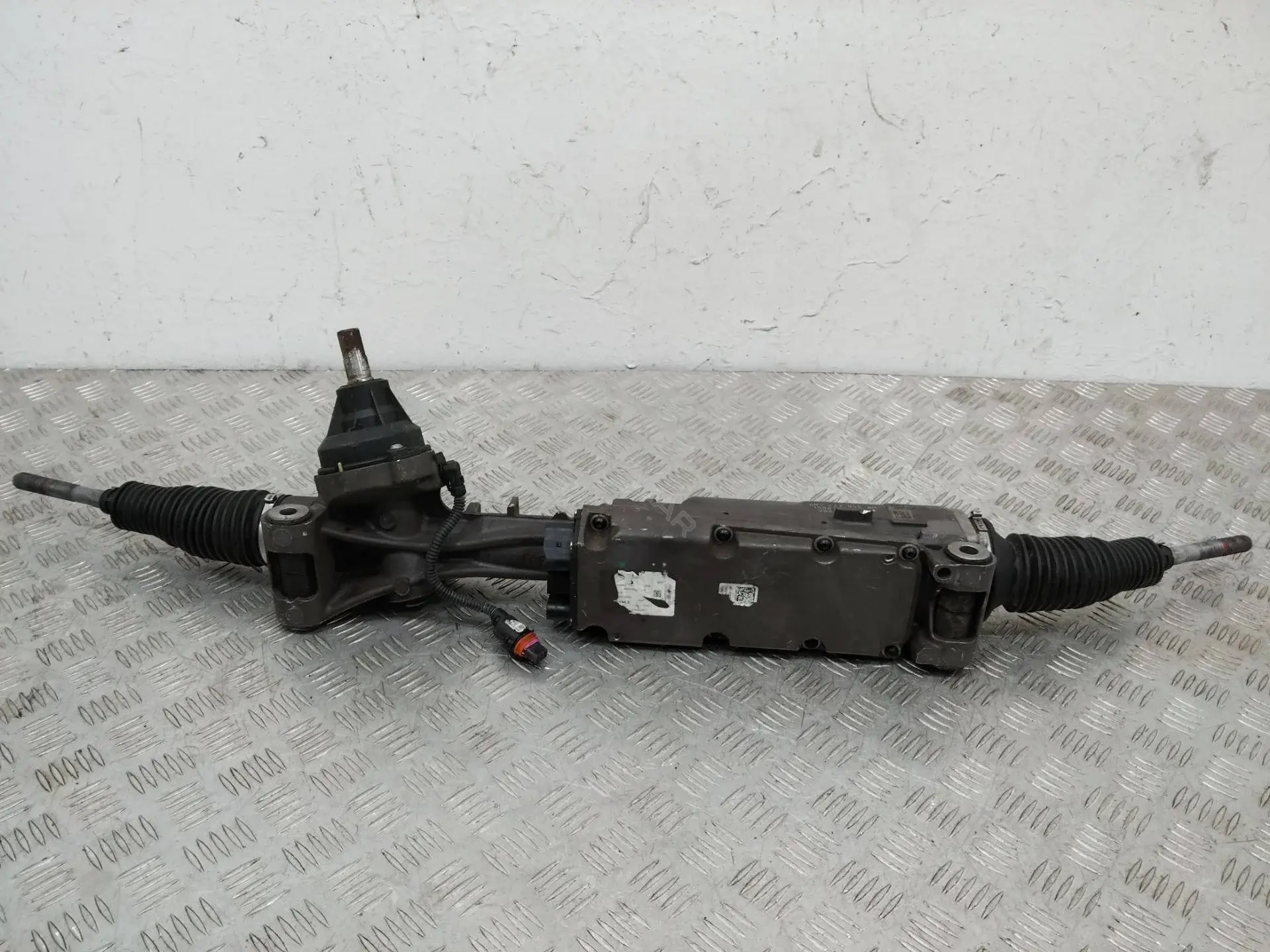 Рулевая рейка 4M1423055AH