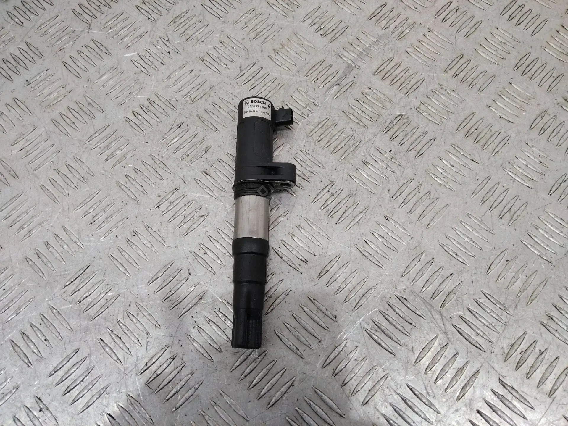 Катушка зажигания 0986221045