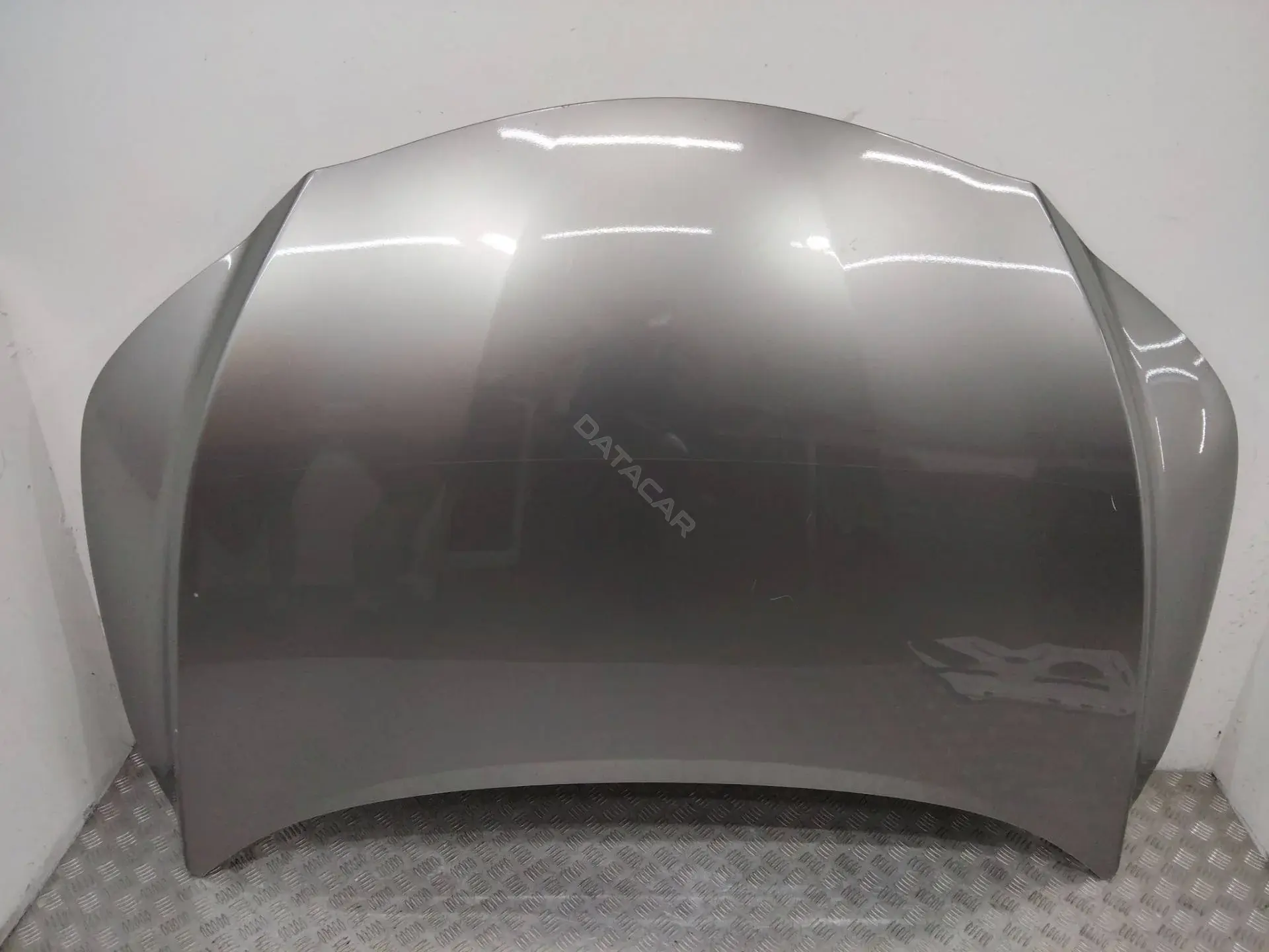 Капот 7988341