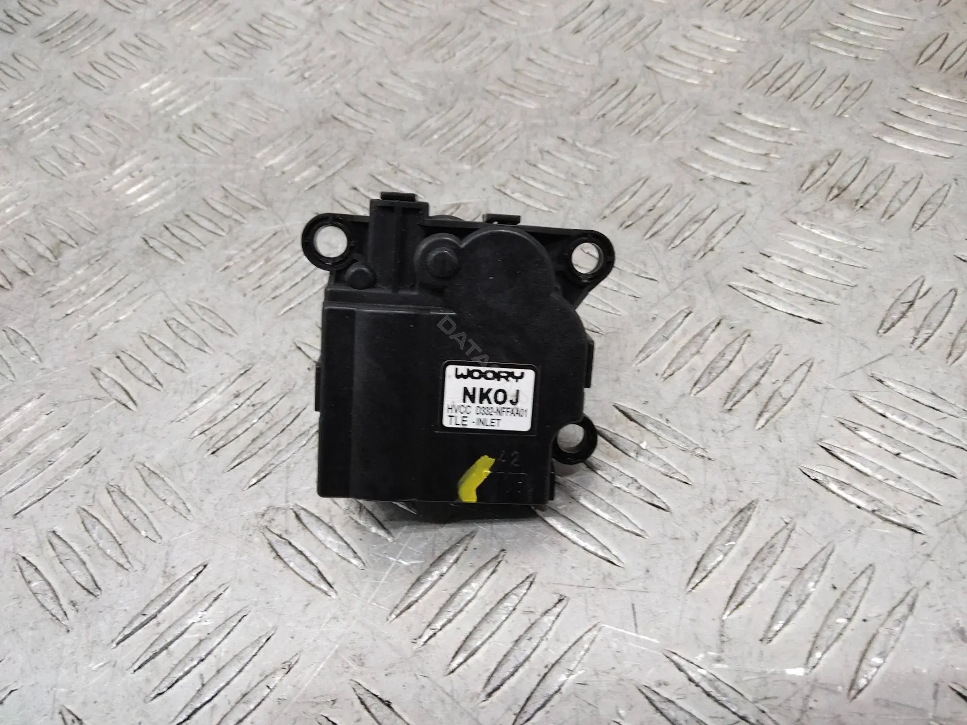 Мотор заслонки печки D332NFFAA01