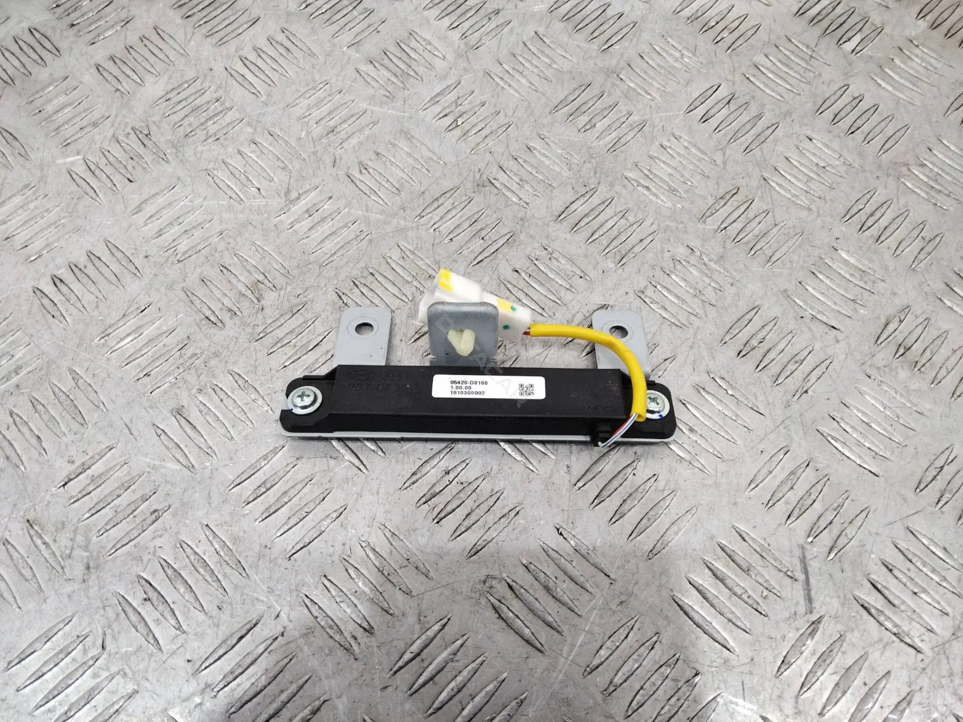 Антенна 95420D3100