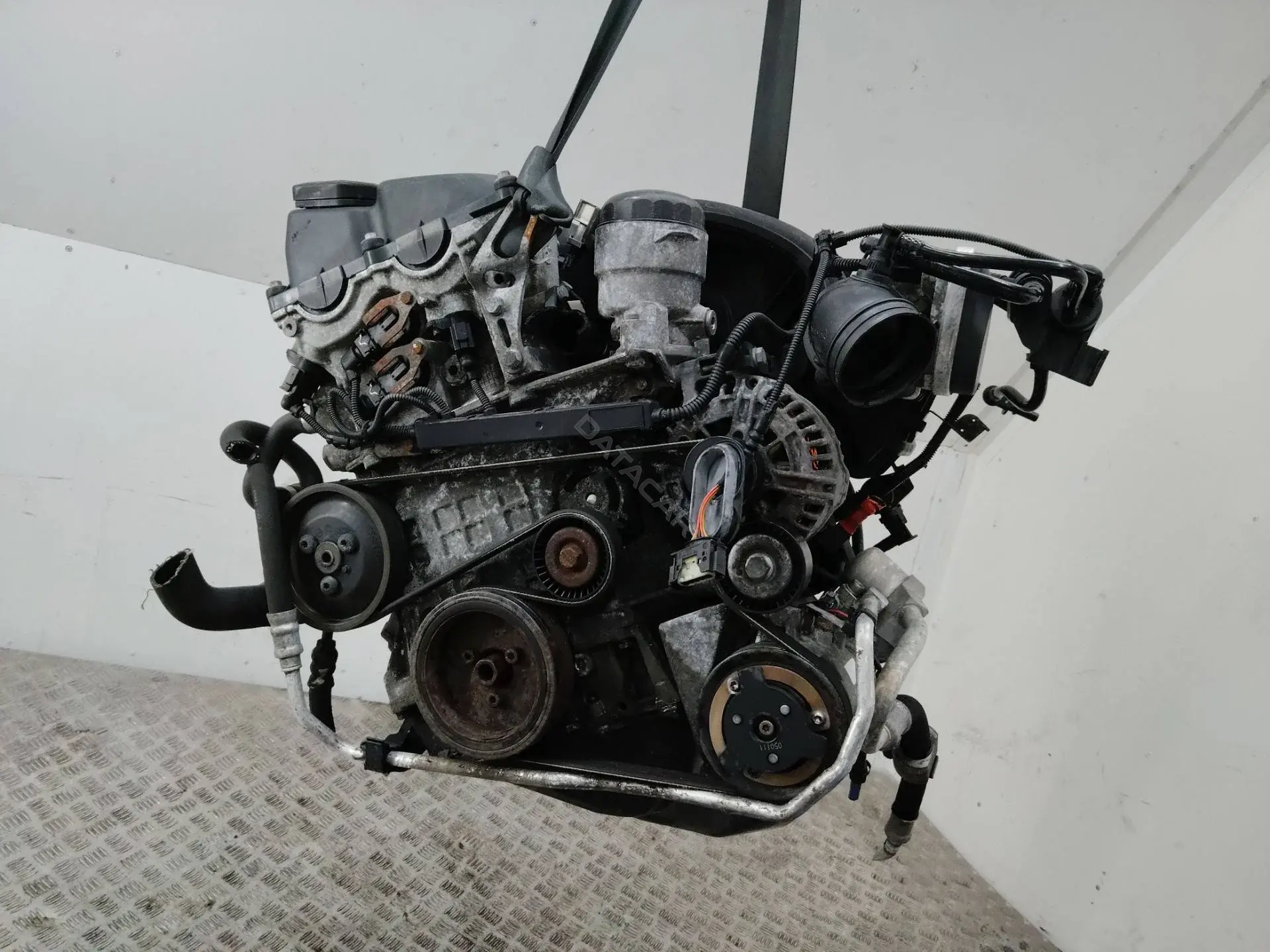 Двигатель в сборе N45B16AB