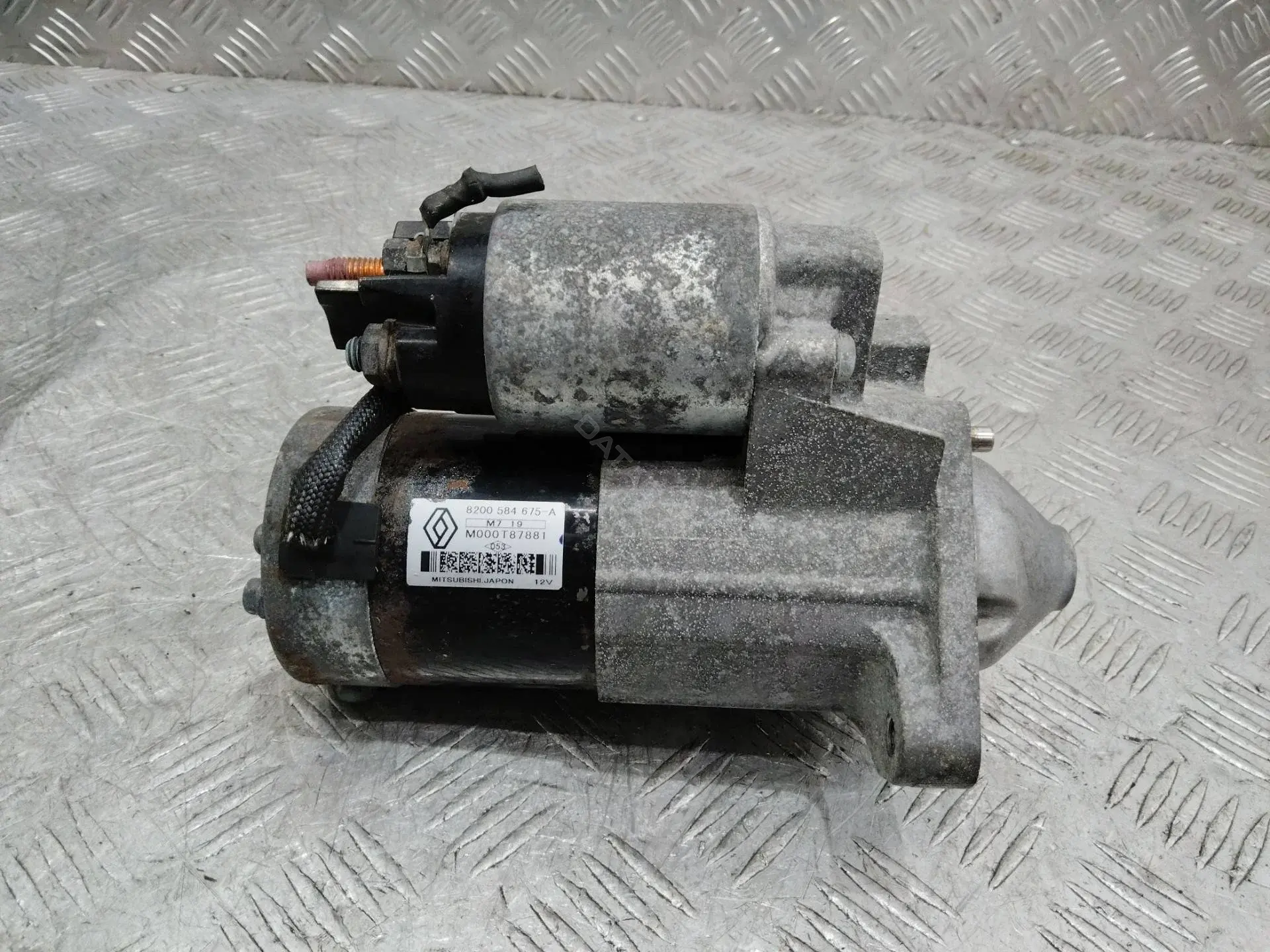Стартер 8200584675