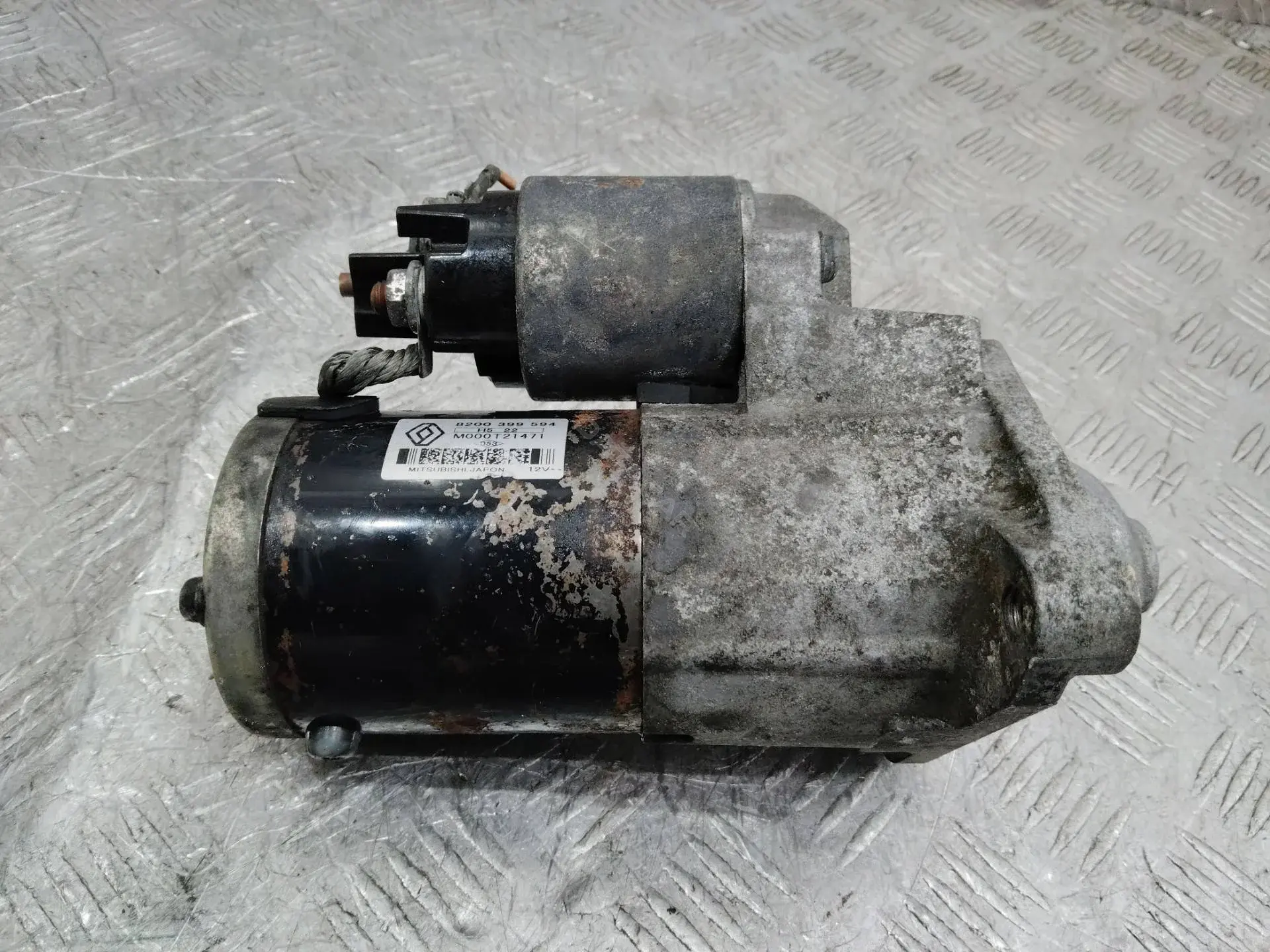 Стартер 8200399594