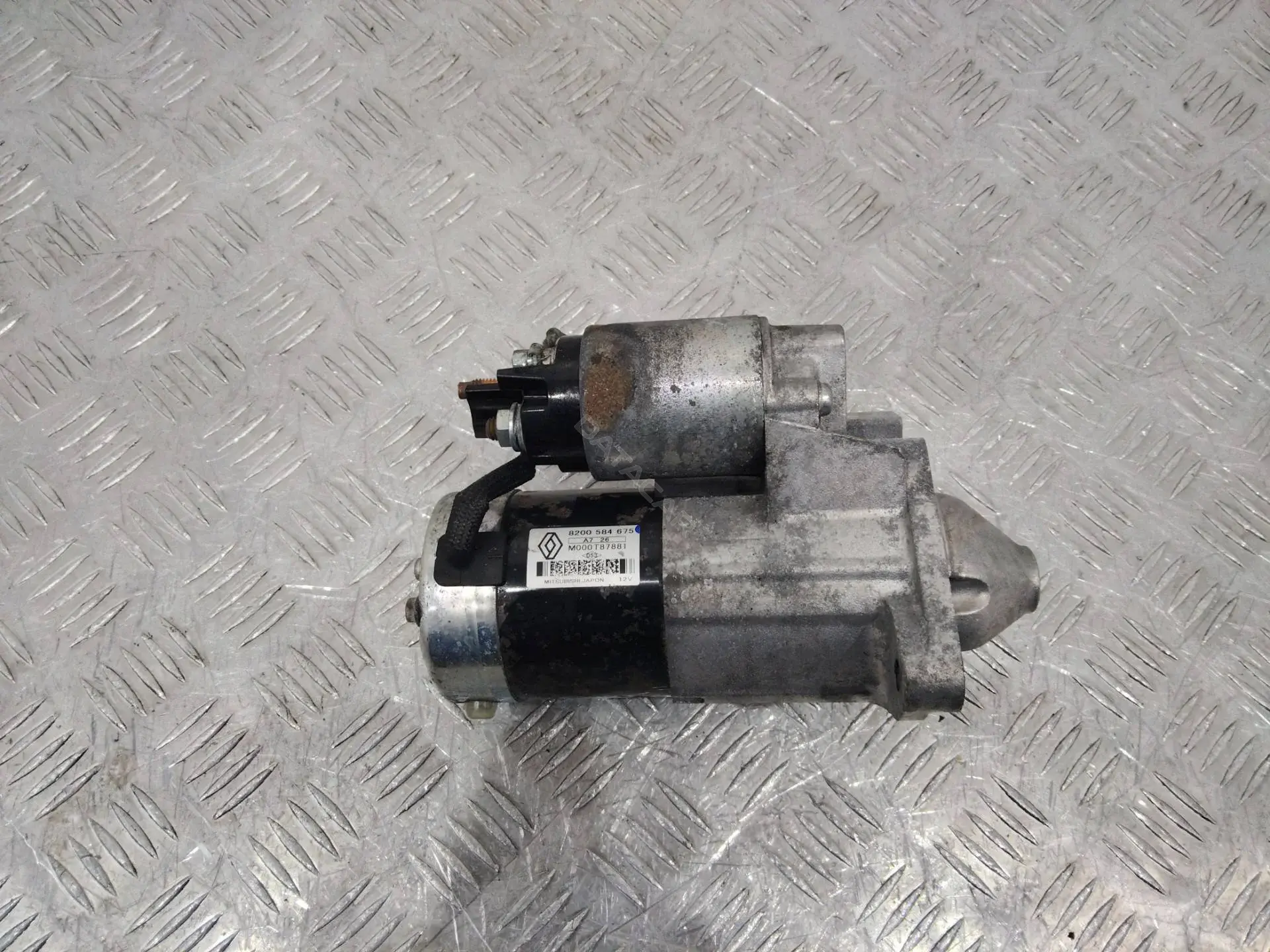 Стартер 8200584675