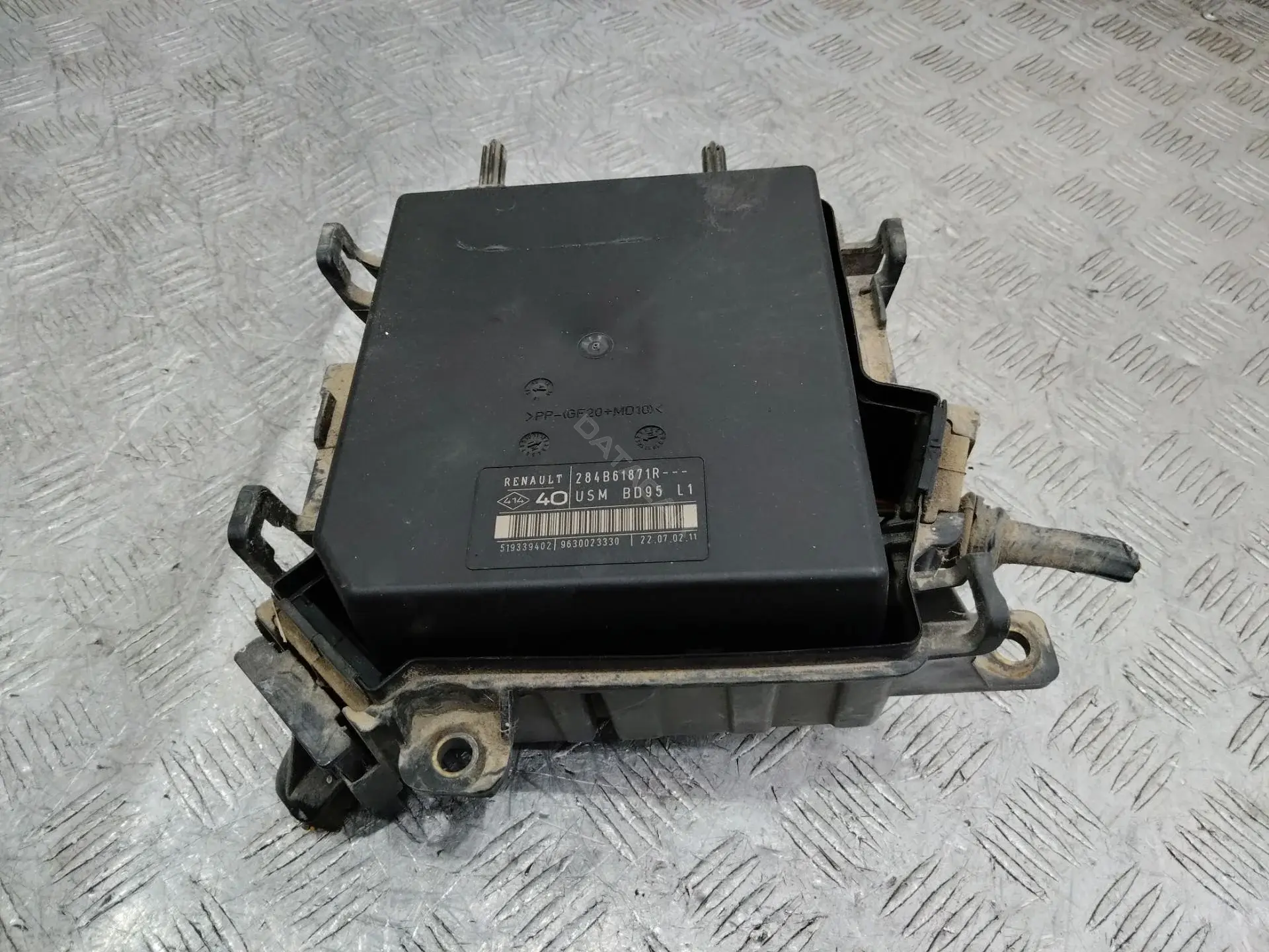 Блок предохранителей 284B61871R