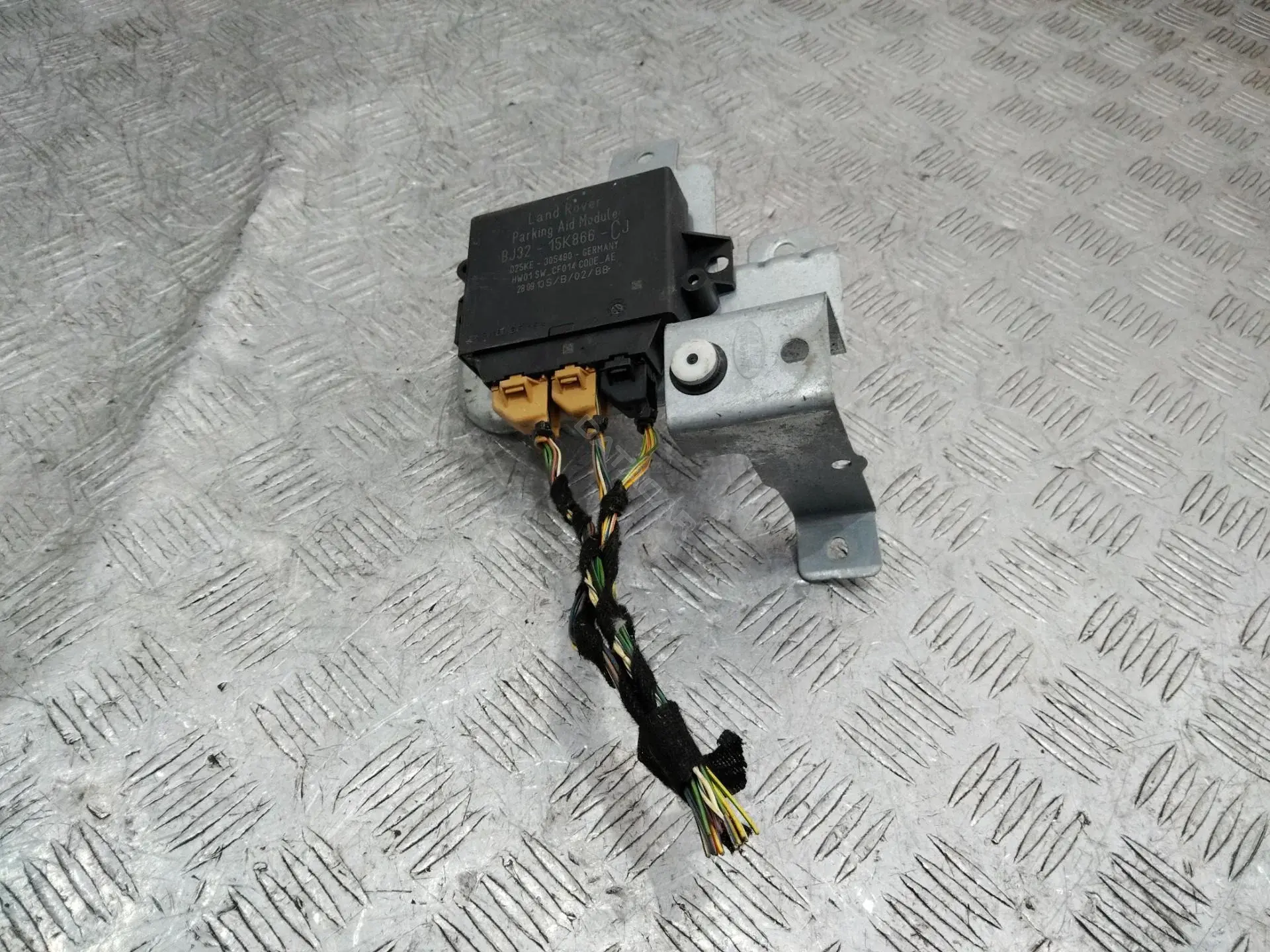 Блок управления парктрониками BJ3215K866CJ