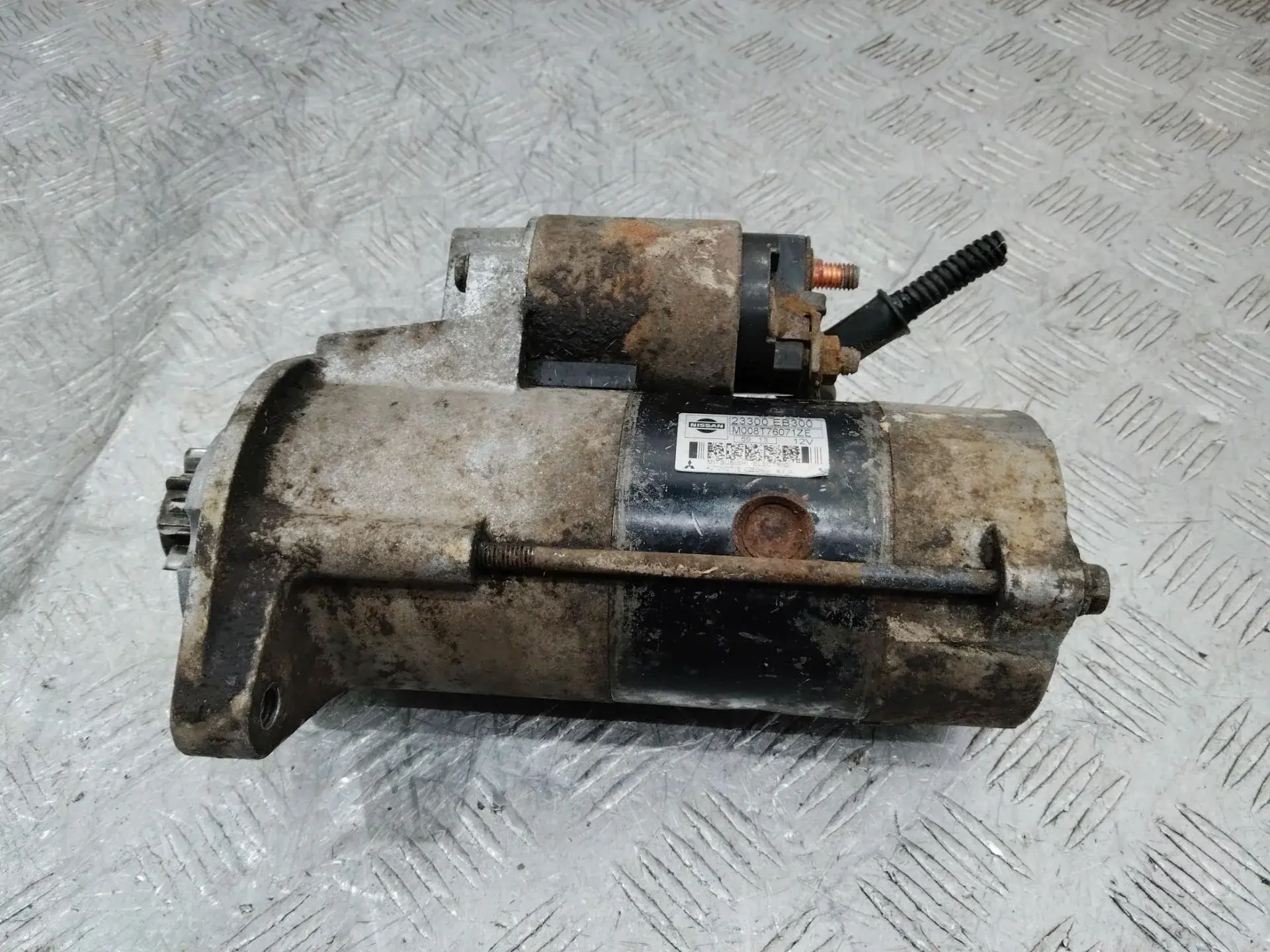 Стартер 23300EB300