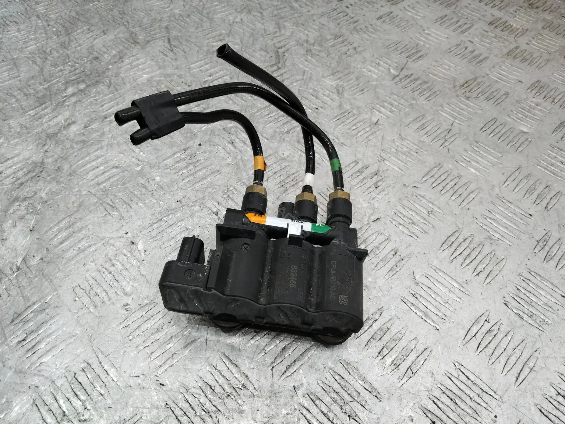 Блок клапанов пневмоподвески CPLA5B710AC
