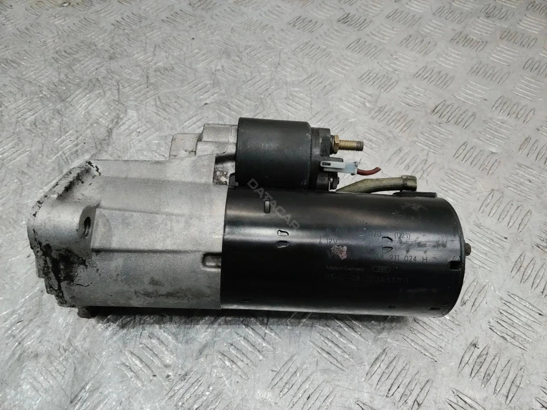 Стартер 068911024