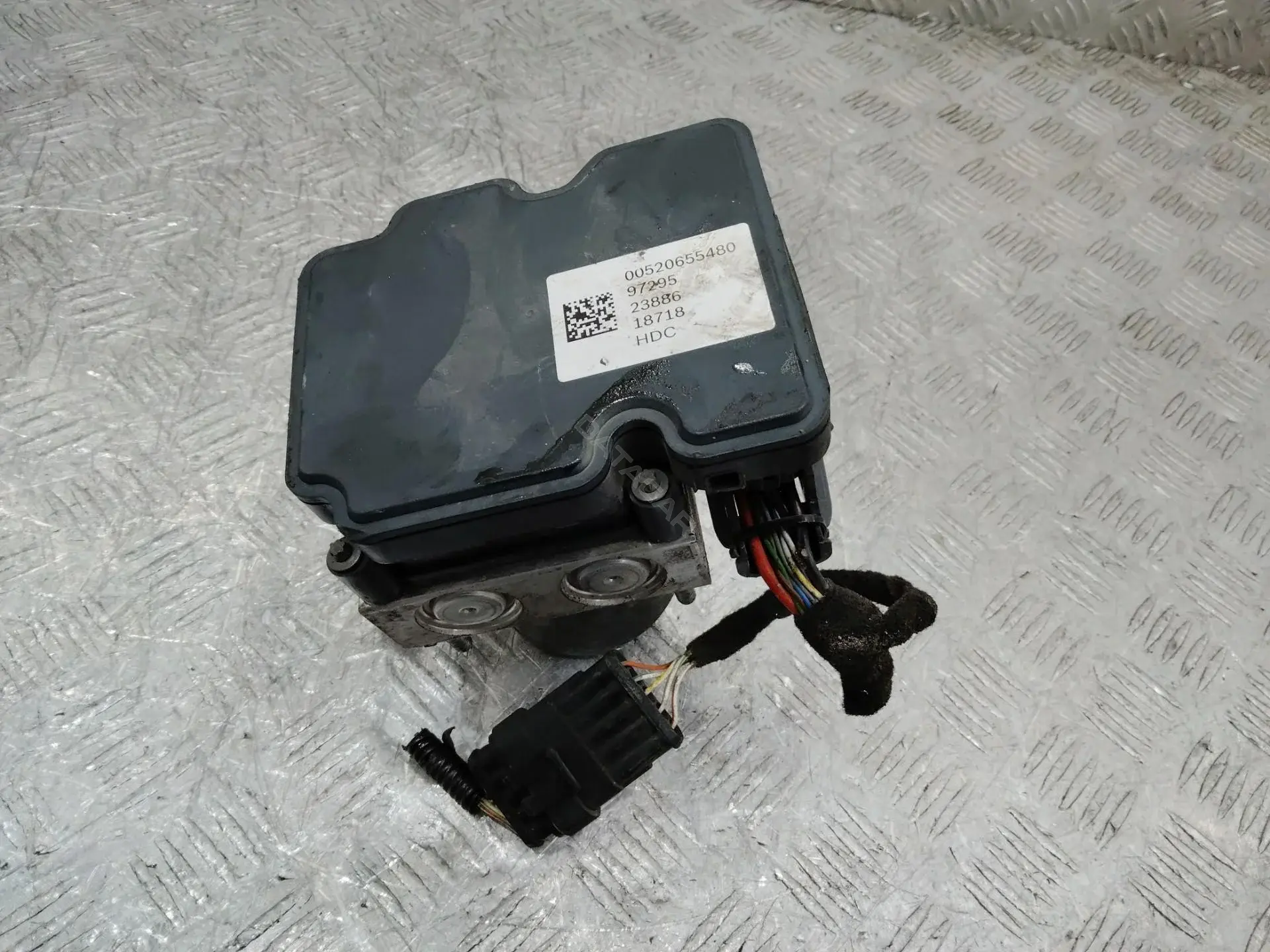 Блок управления АБС 00520655480
