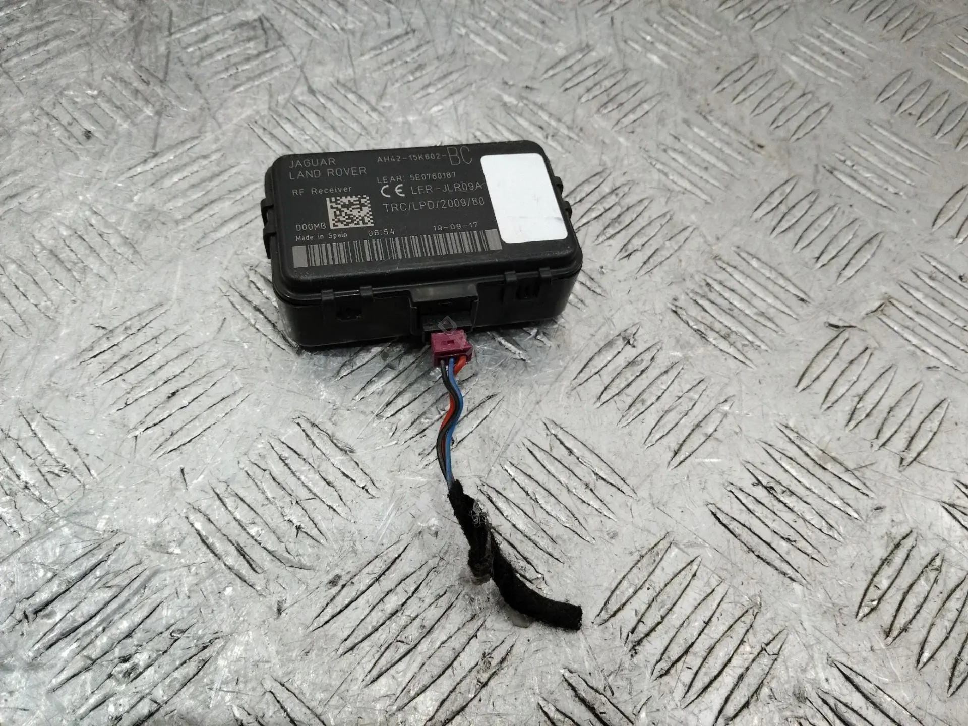 Блок центрального замка AH4215K602BC