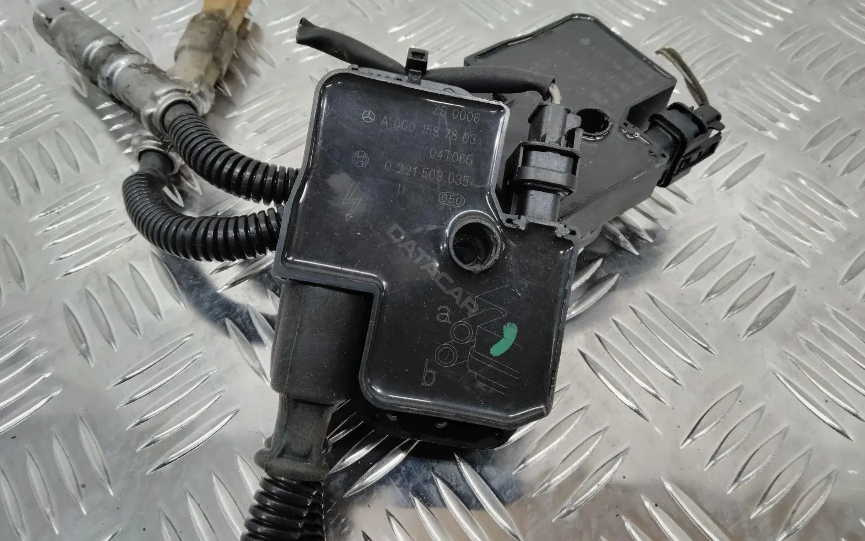 Катушка зажигания A0001587803