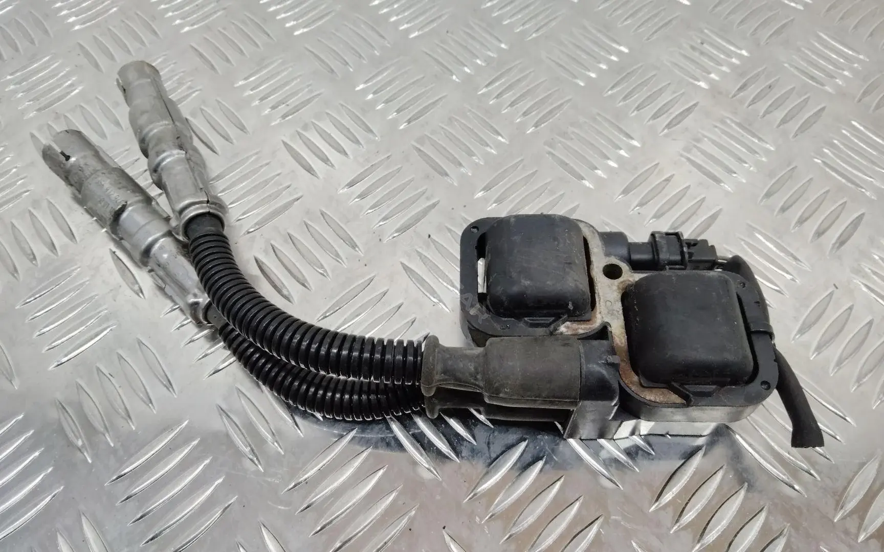 Катушка зажигания A0001587803