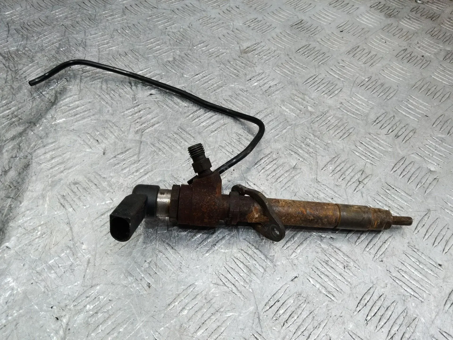 Форсунки 5U3Q-9K546-AA