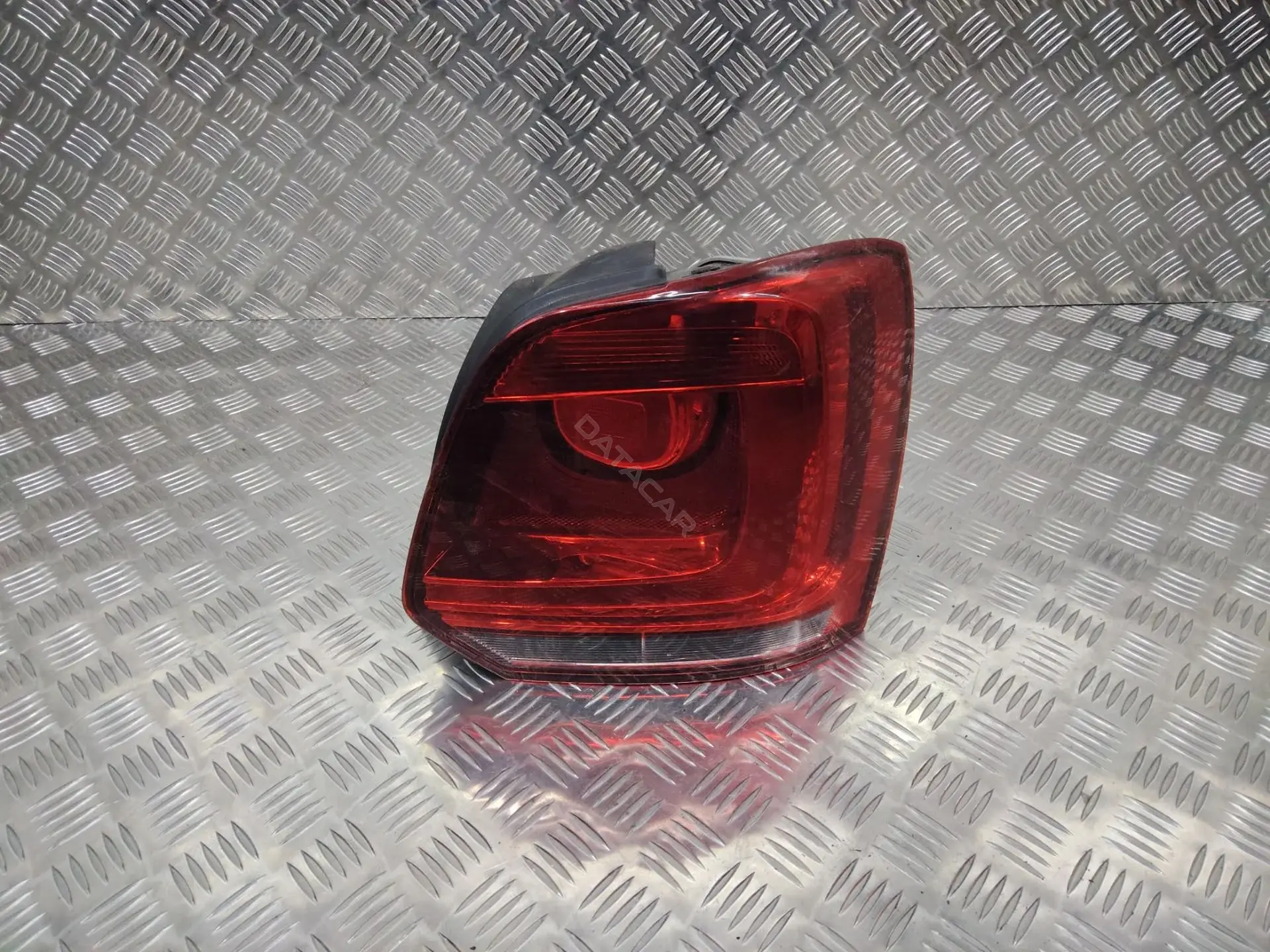 Задние фонари 6R0945258A