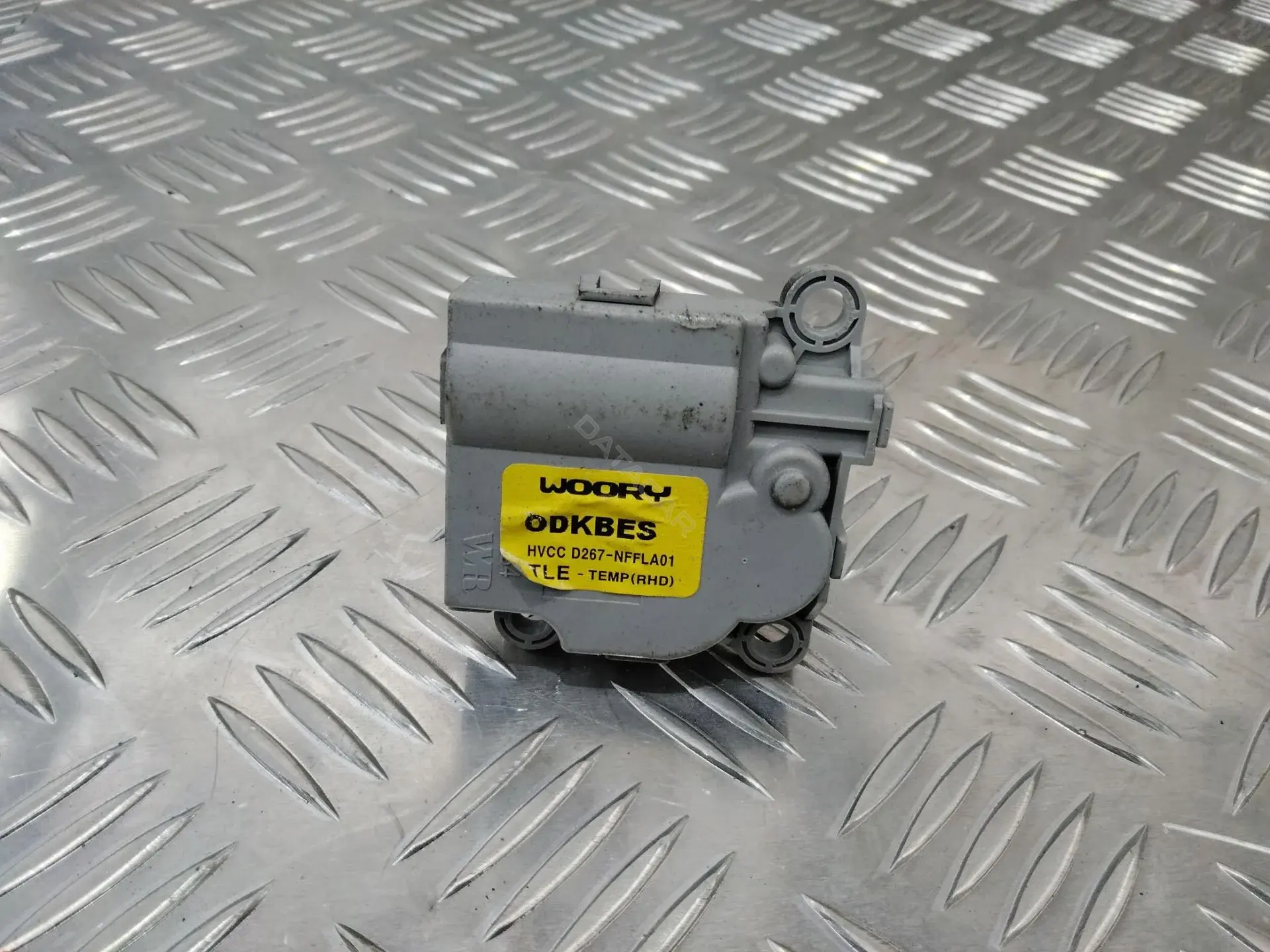 Мотор заслонки печки D267NFFLA01