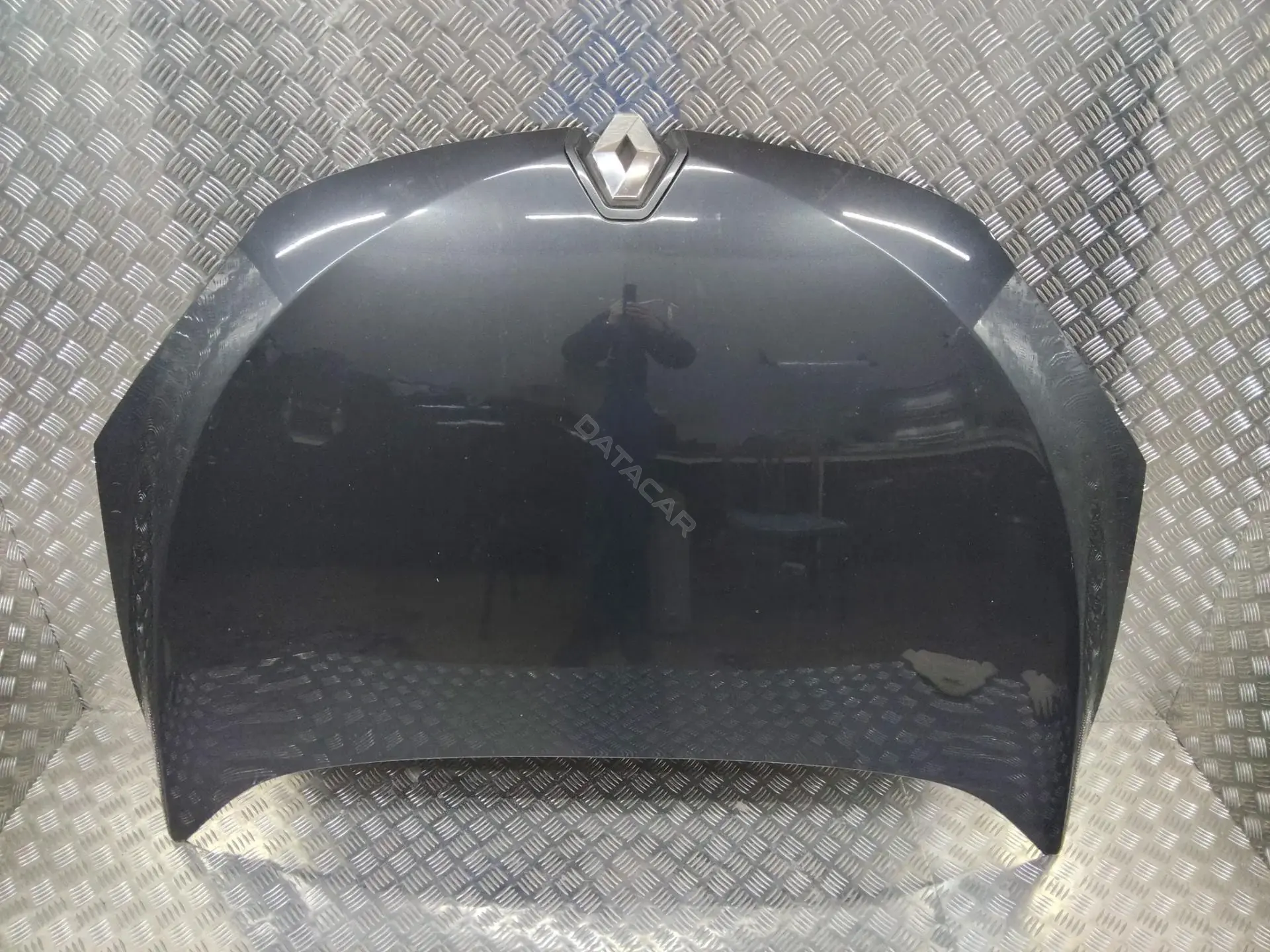 Капот 651220005R