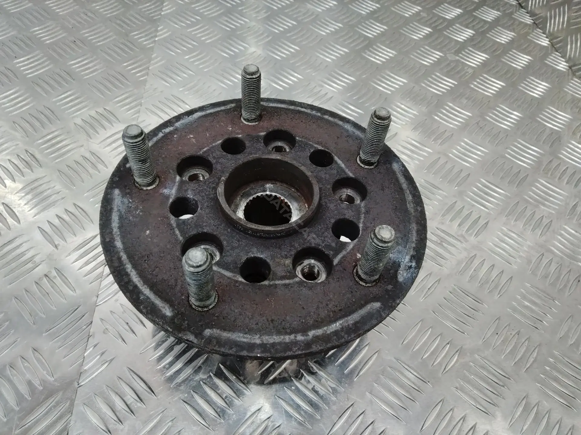 Ступица колеса BK212C300AB